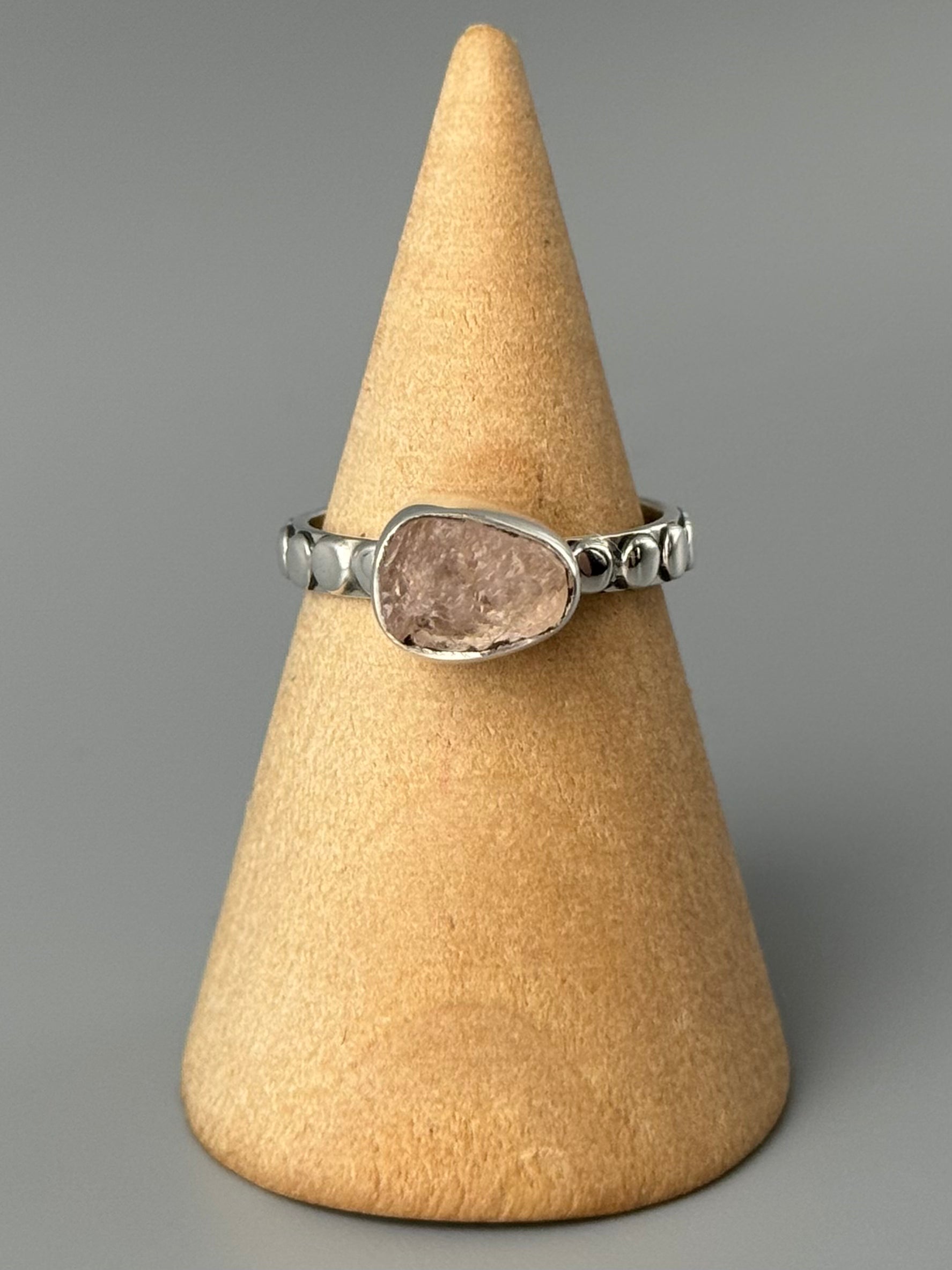 •MORGANITE - NUGGET• flat dotted band silver ring (various sizes)