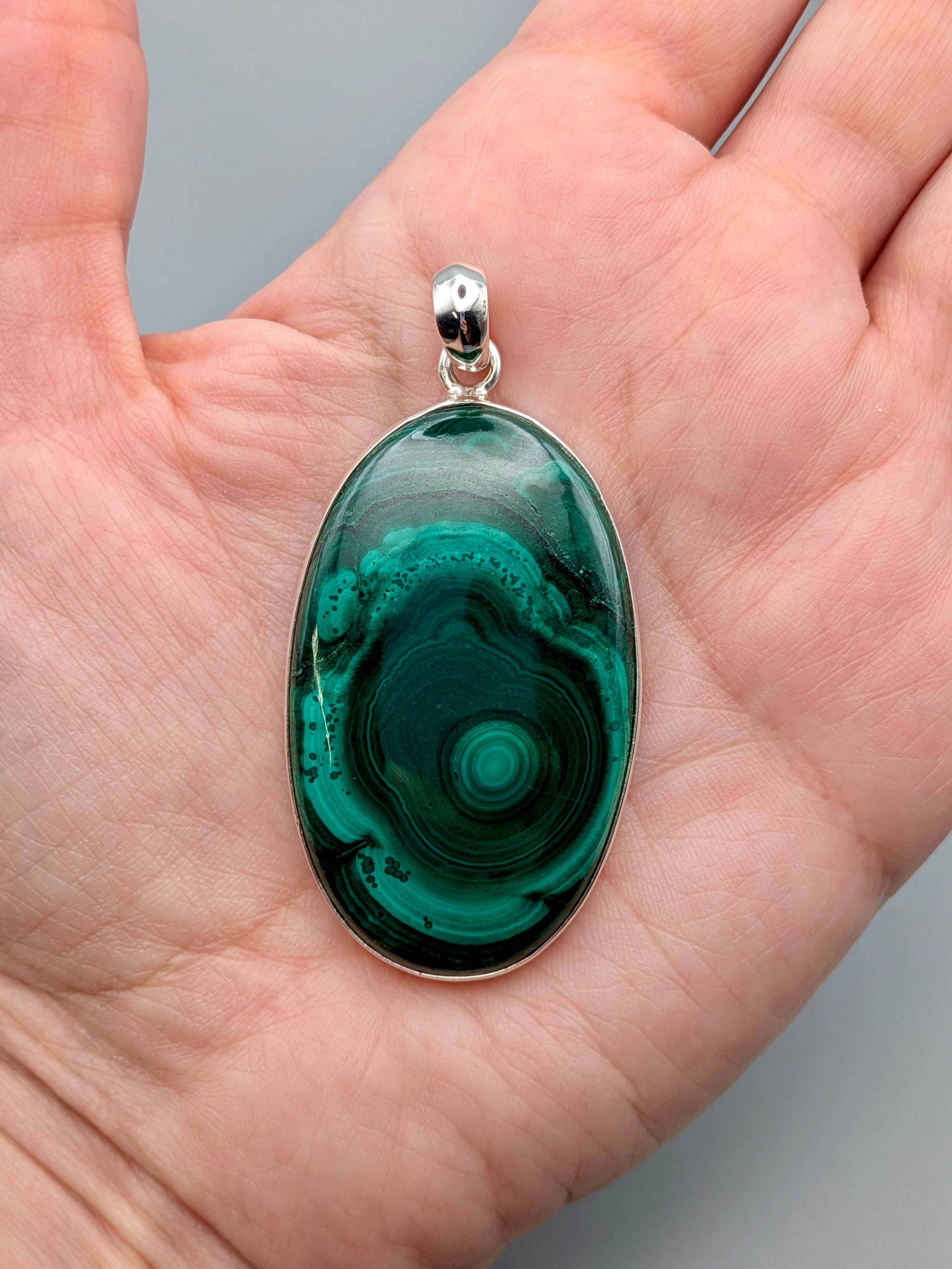 •MALACHITE - MEDIUM OVAL• sterling silver pendant