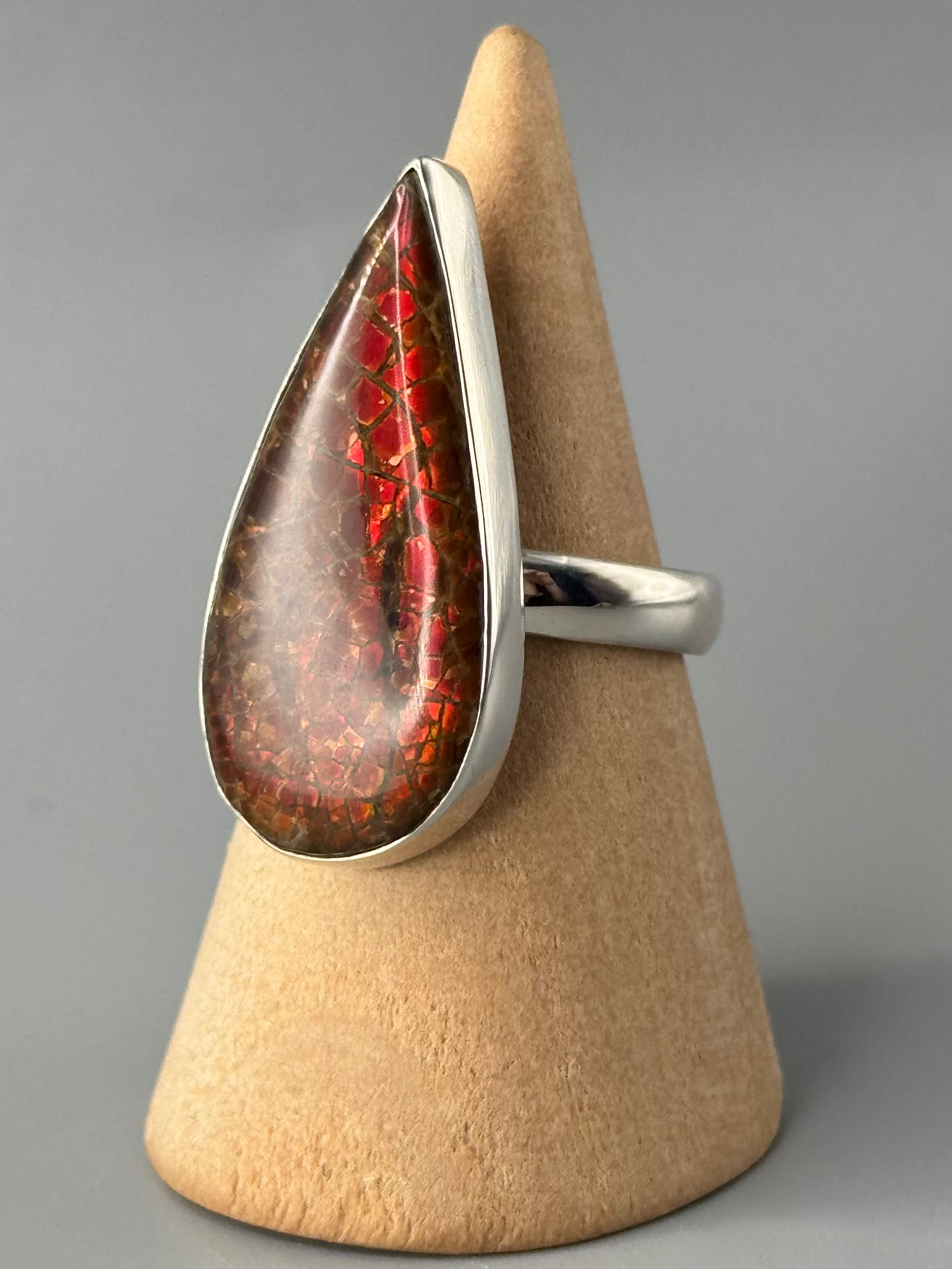 •AMMOLITE - ELONGATED TEAR• sterling silver ring (size 8)