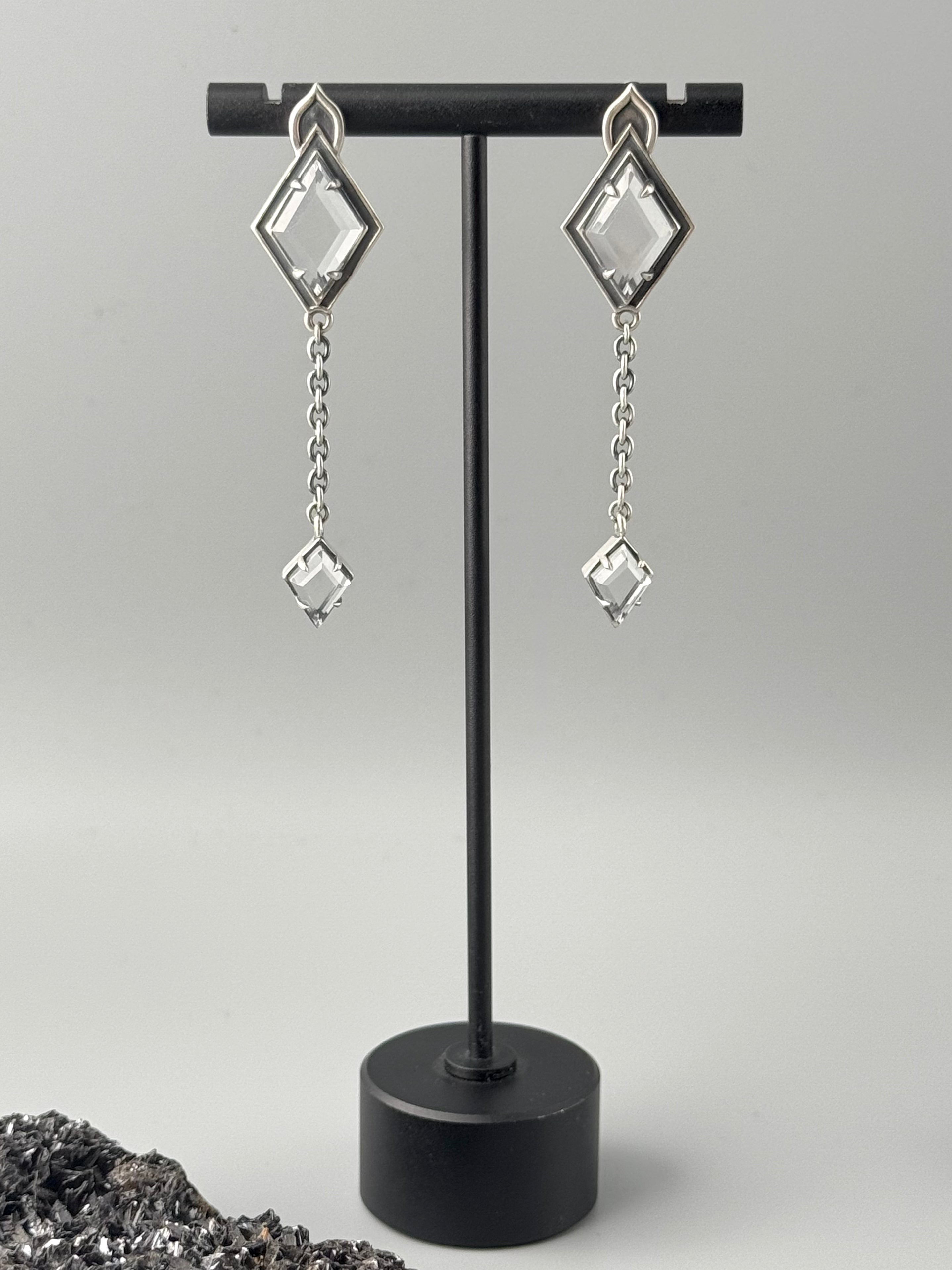 •DREAM DROP• quartz + silver post earrings