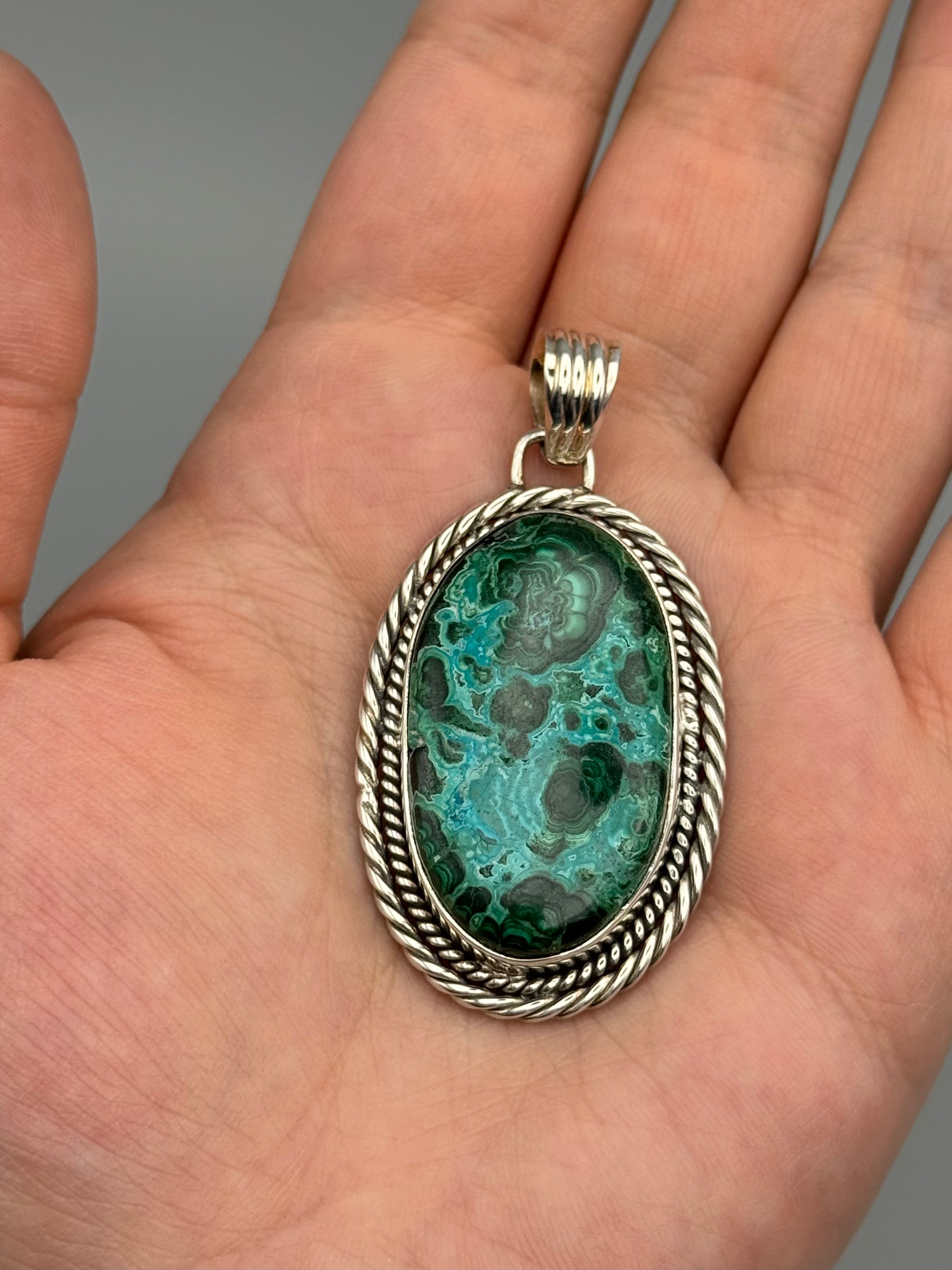 •MALACHITE CHRYSOCOLLA - OVAL• rope bezel silver pendant