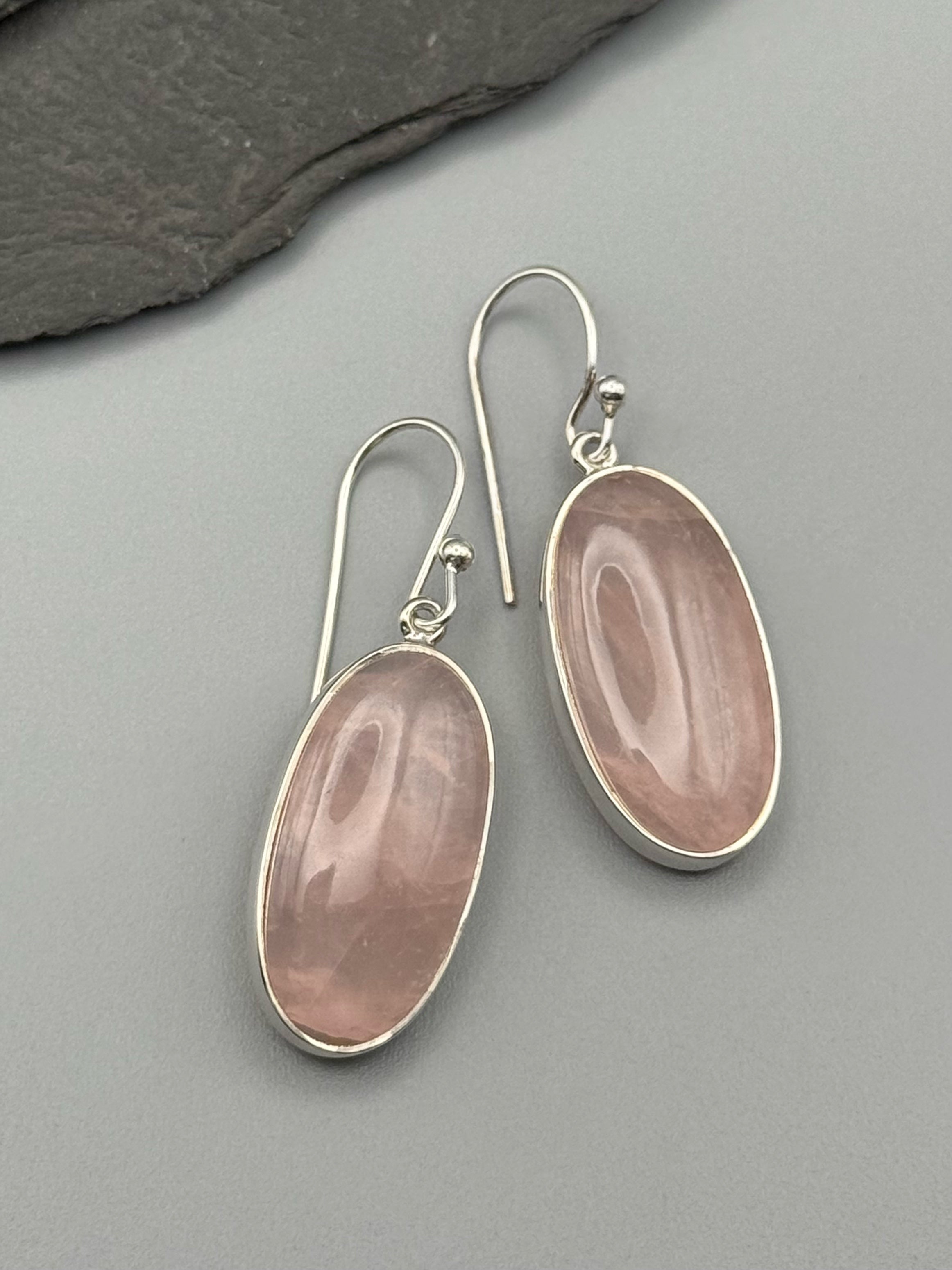 •ROSE QUARTZ - OVAL• silver dangle earrings