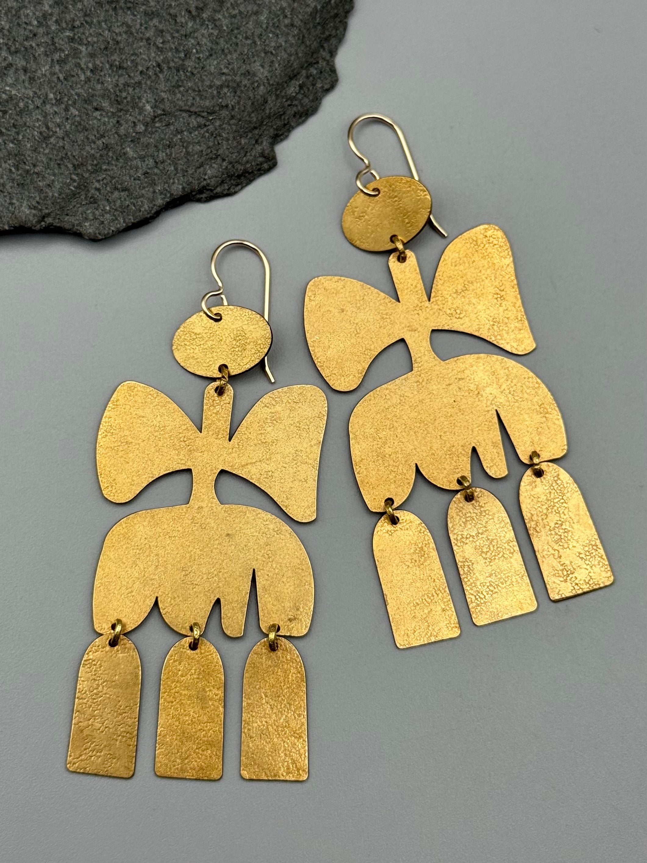 •PARADISE PLANT• gold dangle earrings