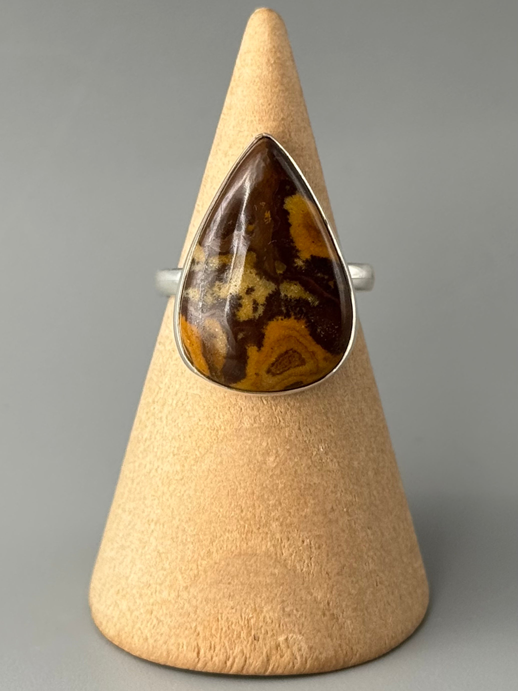 •AUSTRALIAN PICTURE JASPER - LIL' TEAR• sterling silver ring (size 6)