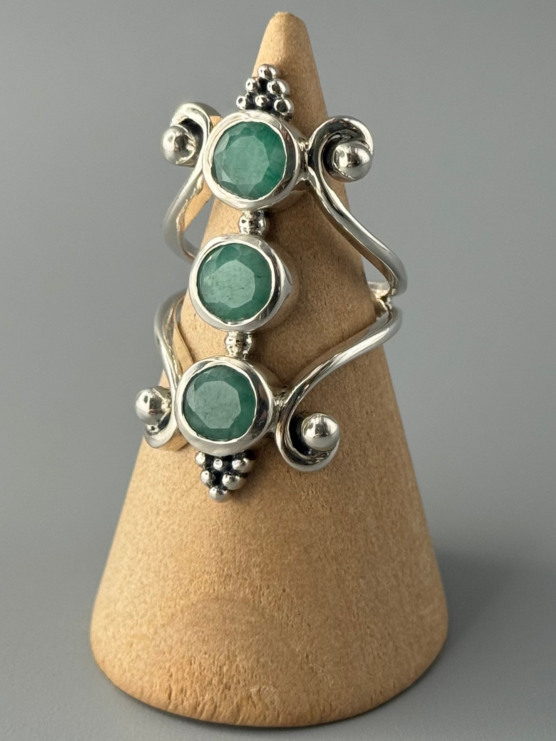•EMERALD - GALADRIEL• decorative band silver ring (various sizes)