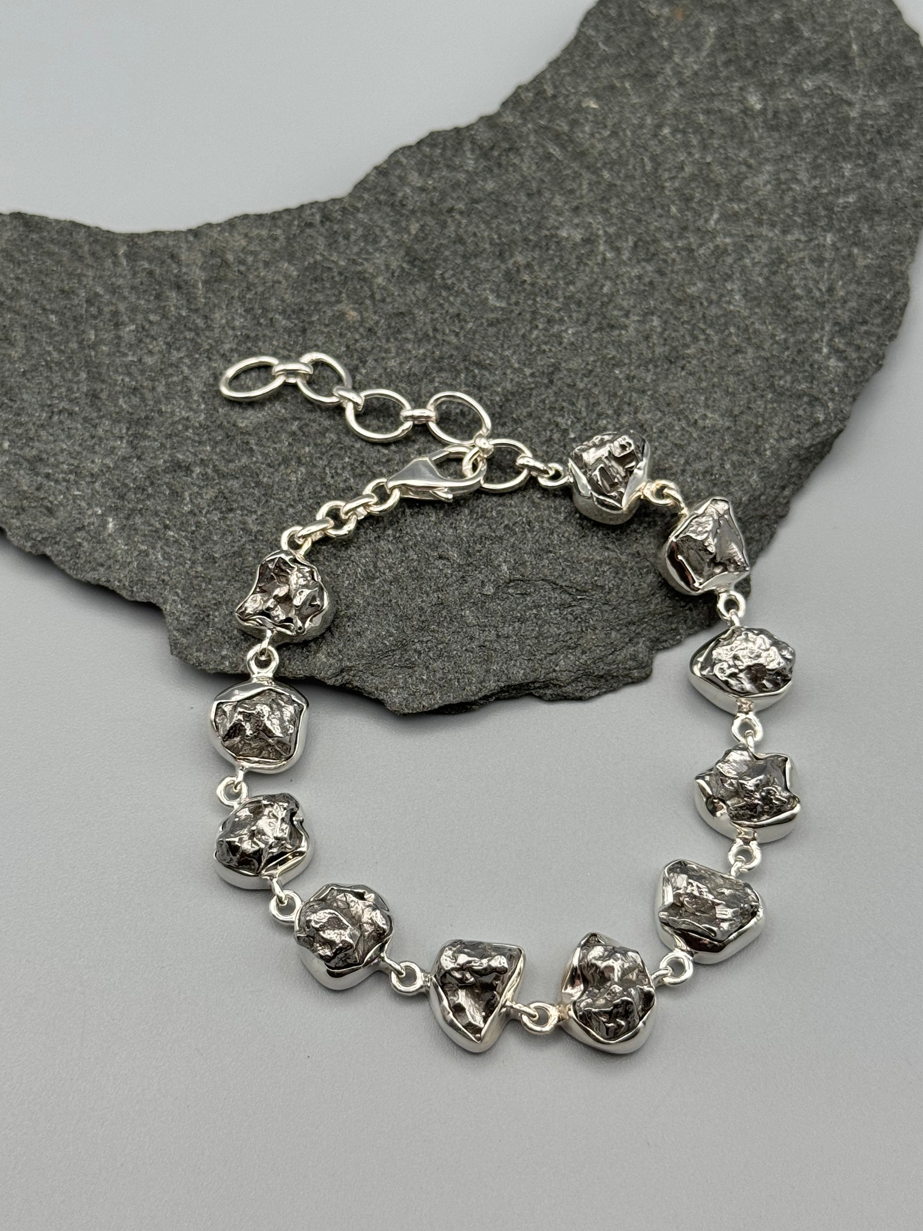 •METEORITE• linked silver bracelet (7.25" - 9")