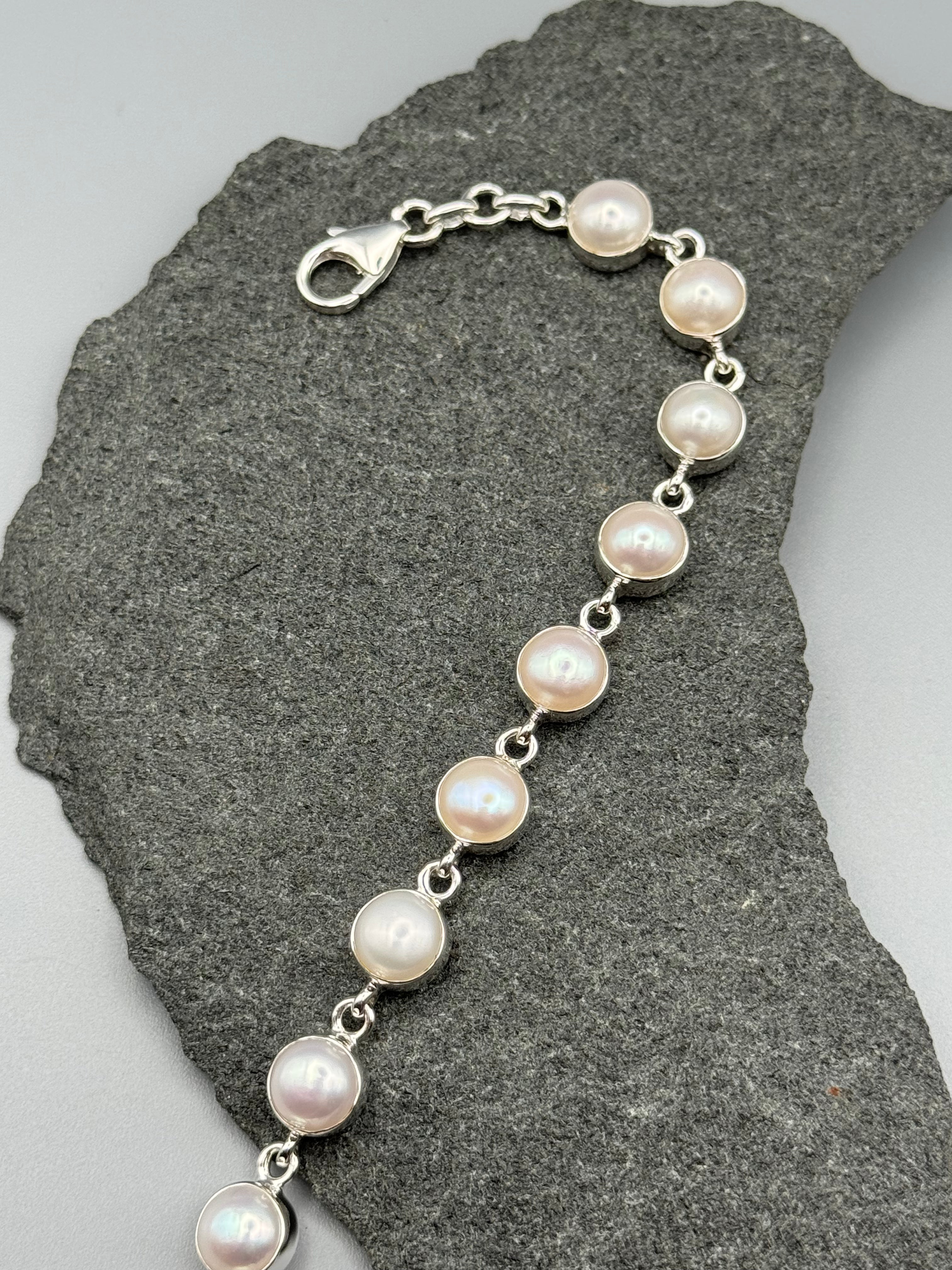 •PEARL• linked silver bracelet (7.25" - 9")