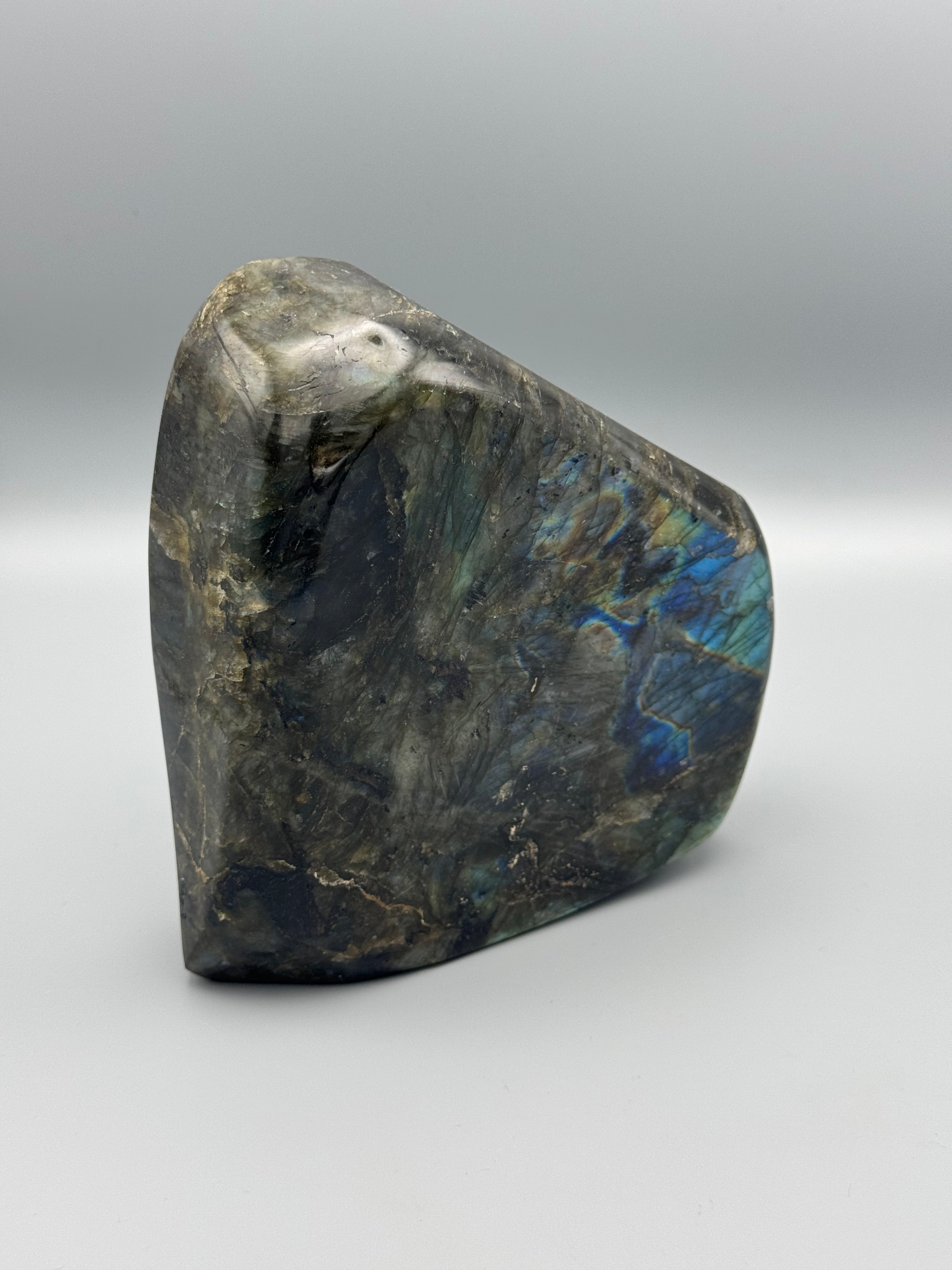 •LABRADORITE• smooth freeform