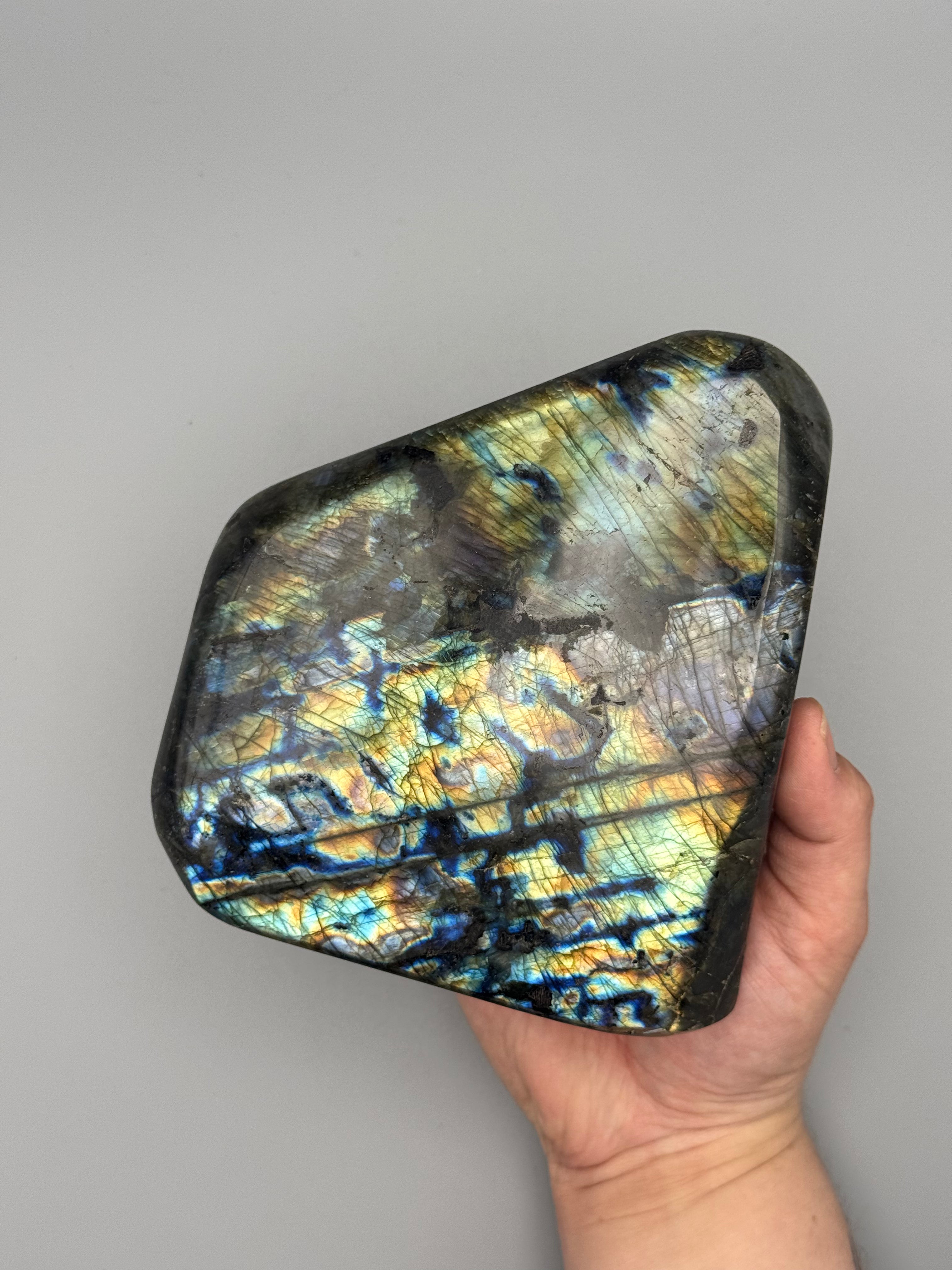 •LABRADORITE• smooth freeform