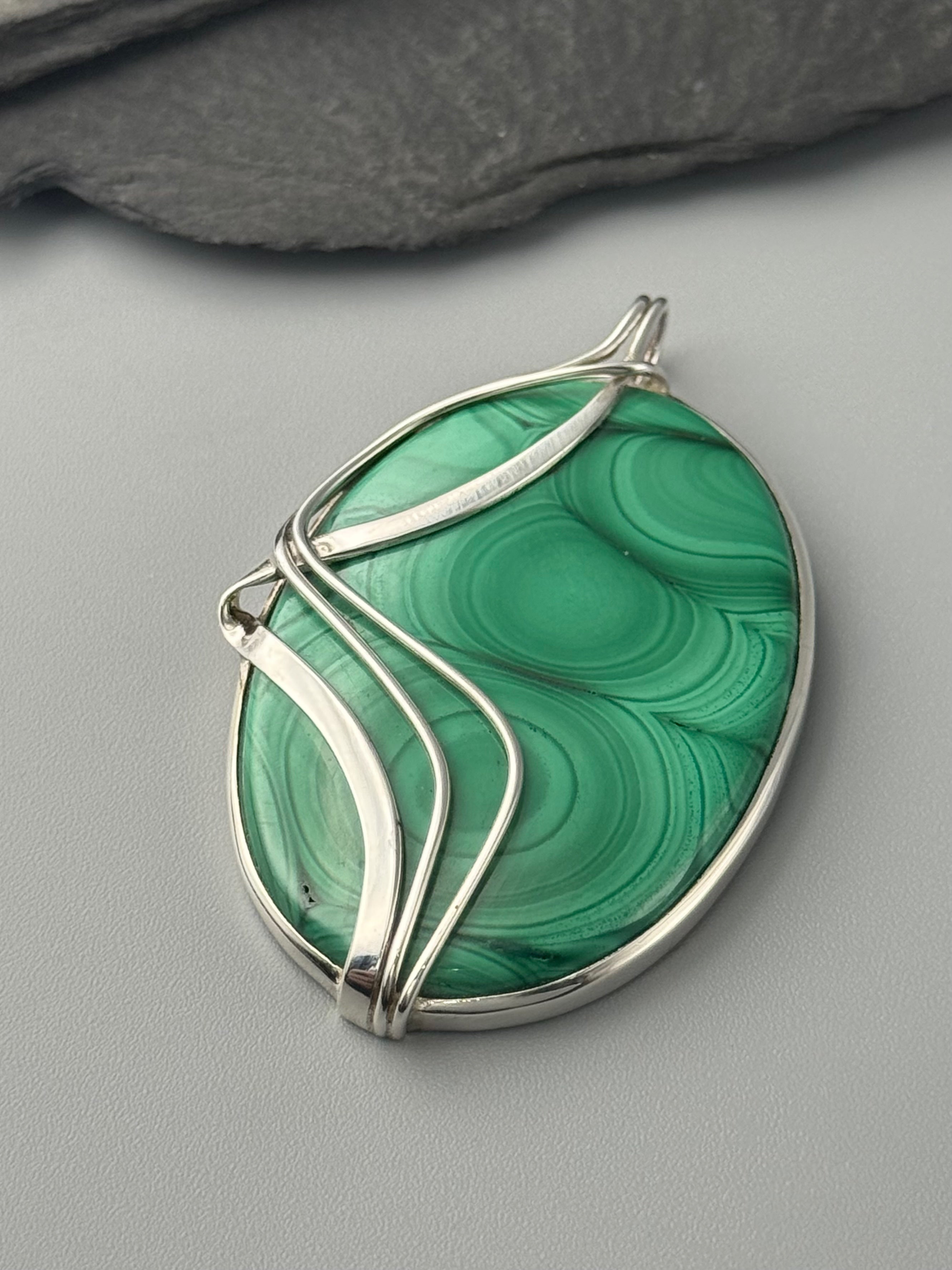•MALACHITE - WIRE WRAPPED OVAL• sterling silver pendant
