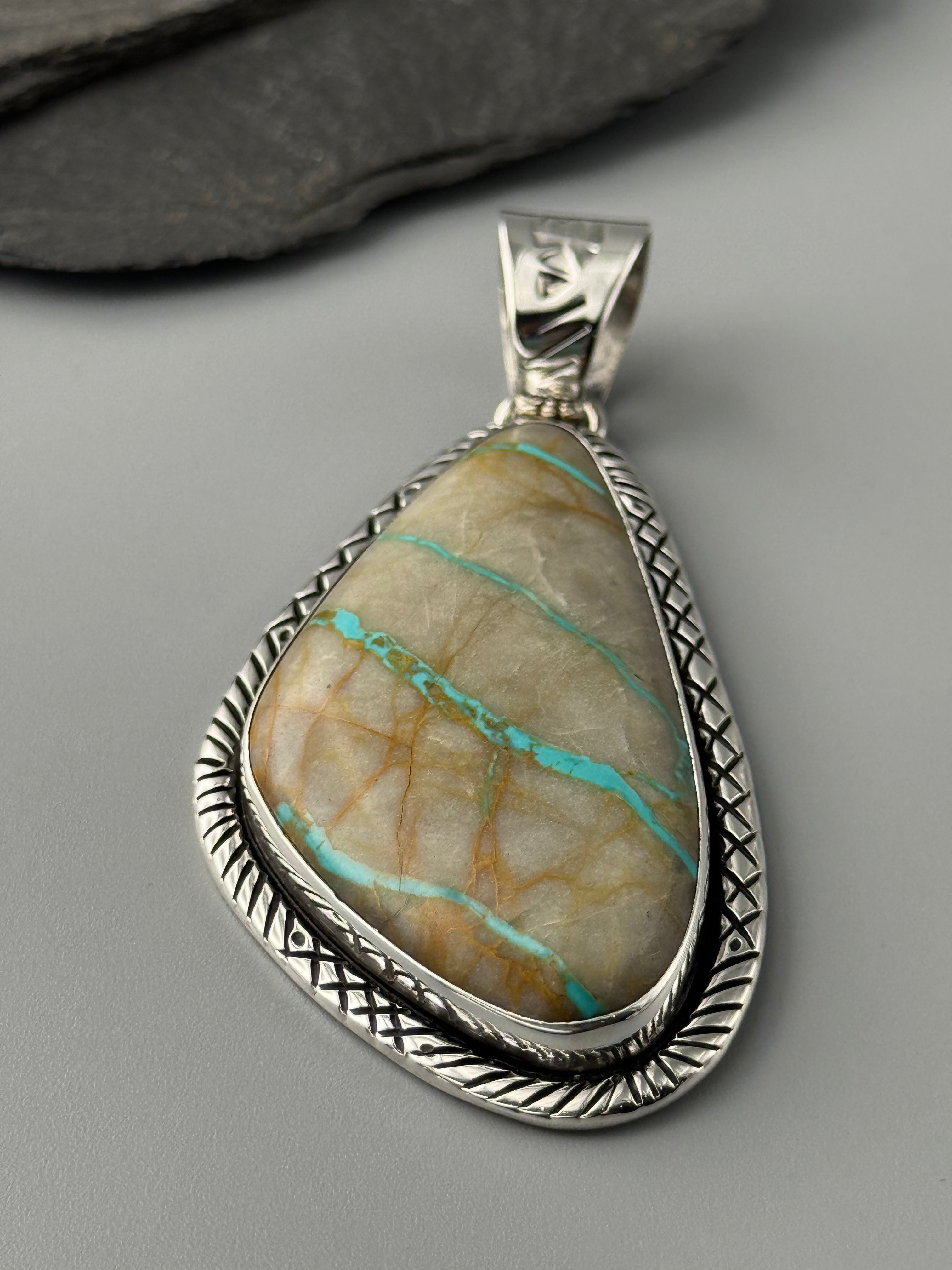 •ROYSTON RIBBON TURQUOISE - SNAKE WISDOM• Navajo sterling silver pendant