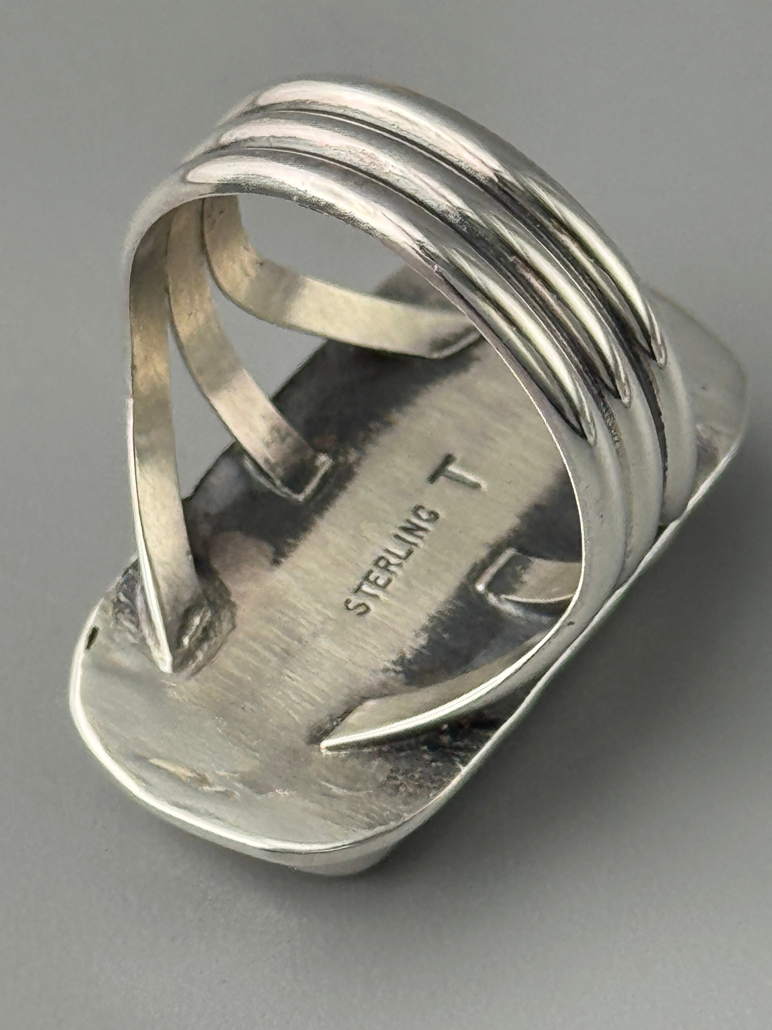 •BLACKJACK TURQUOISE - SHÁ• Navajo silver ring (size 9)