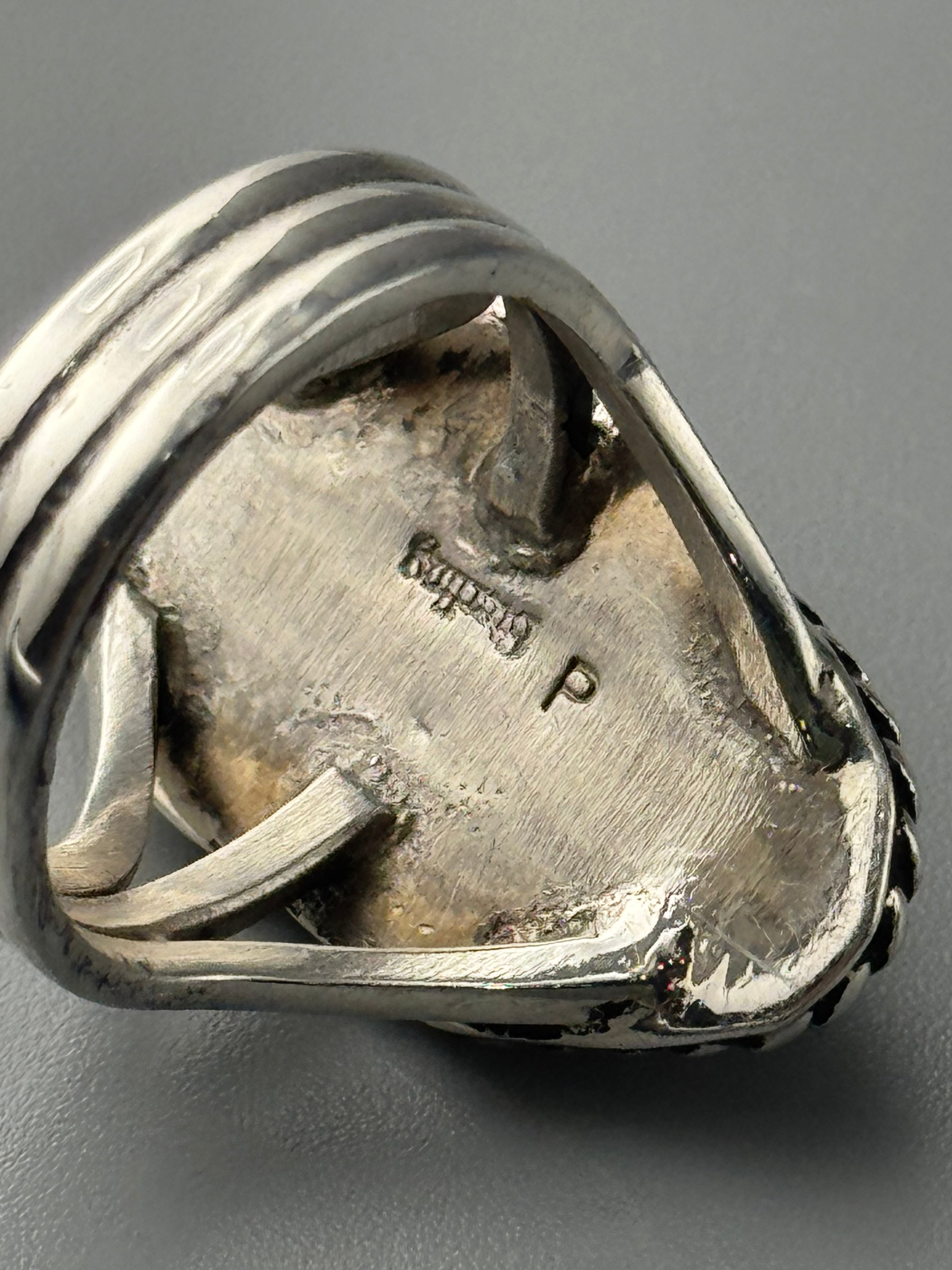 •GASPEITE - TÁÁ - 2• Navajo silver ring (size 8)