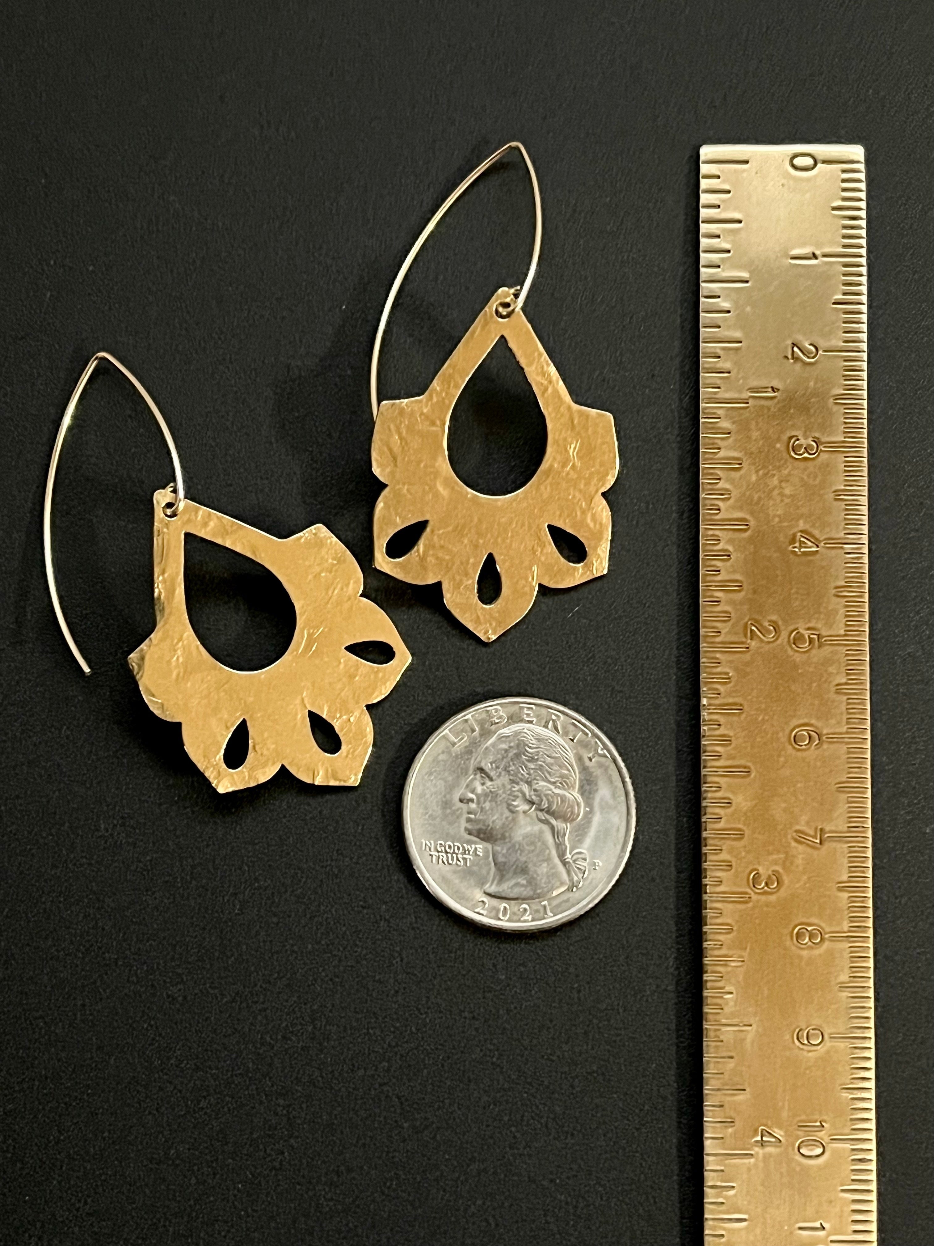 •BREATHE ME• mixed metal dangle earrings