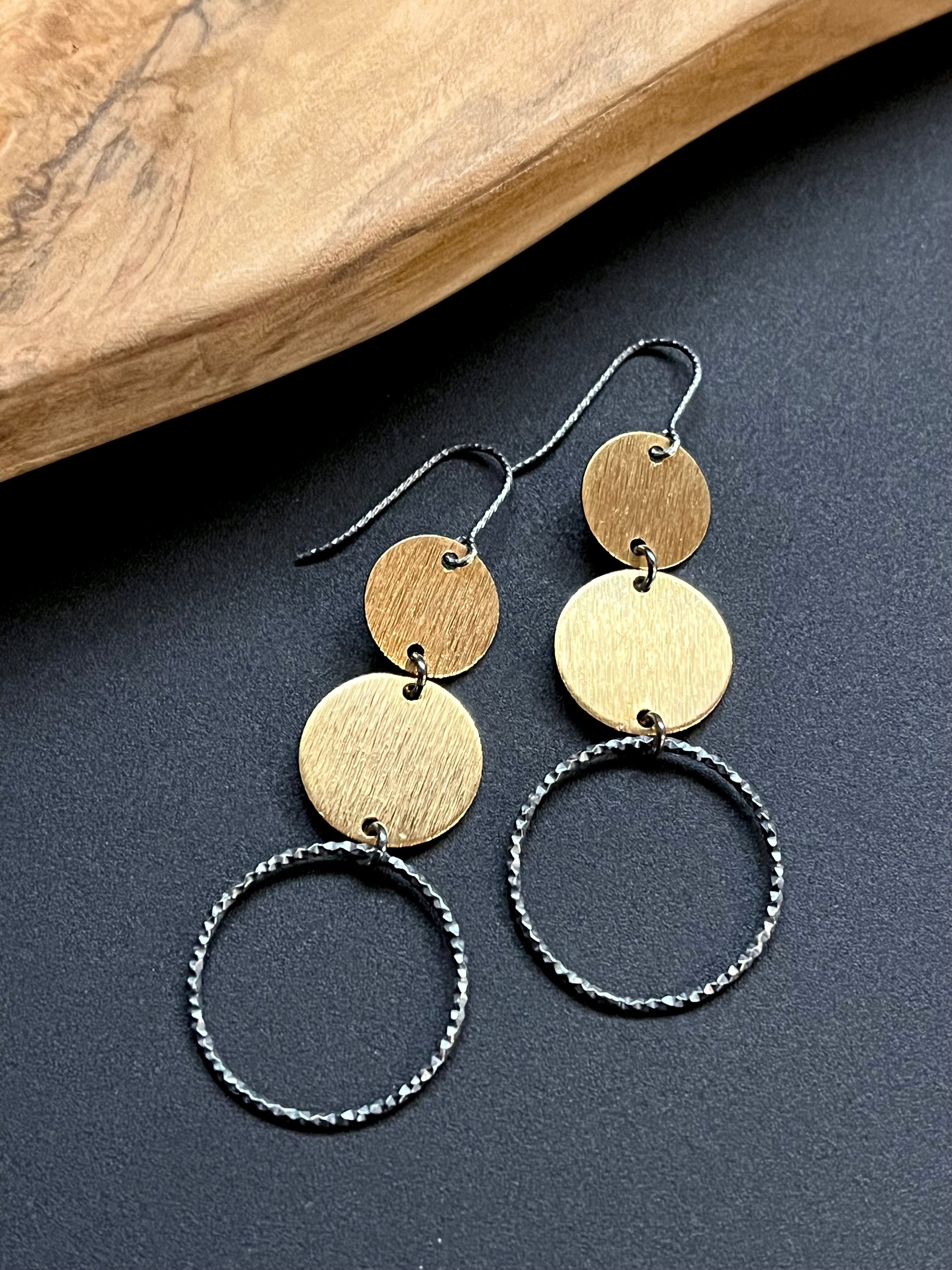 •THE CIRCLE• mixed metal dangle earrings