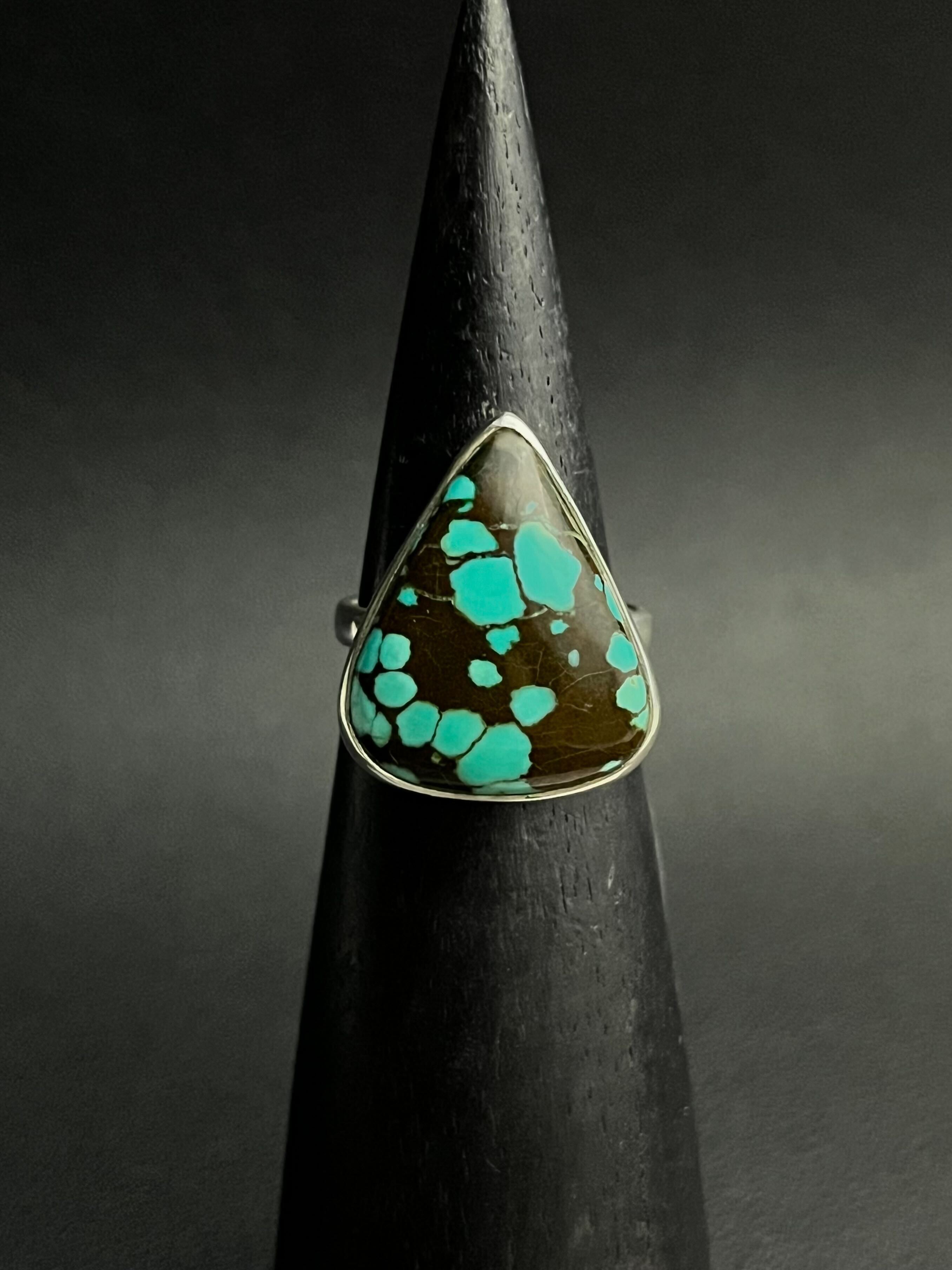 •WIDE TEARDROP• tibetan turquoise + silver ring - size 8.75