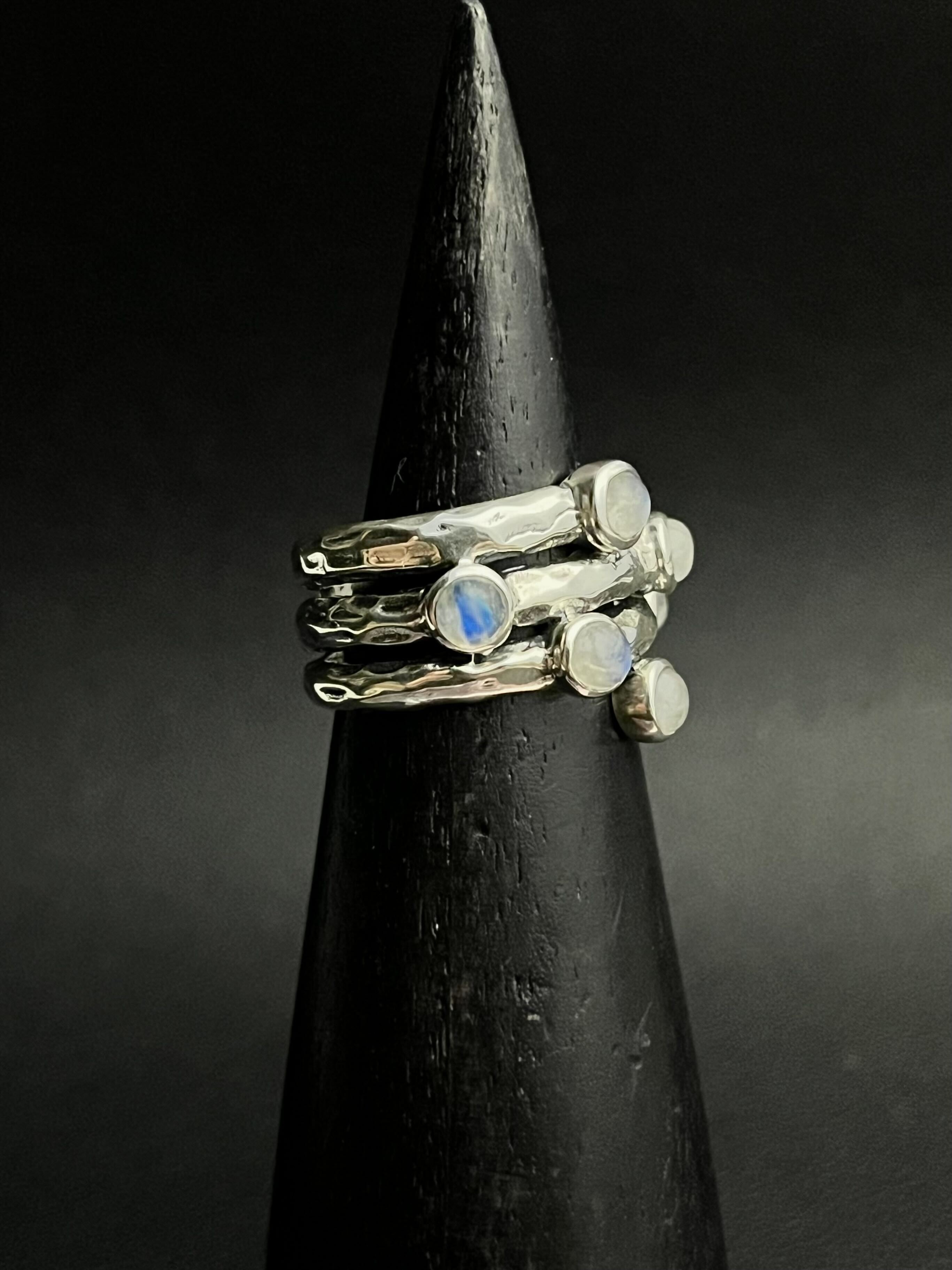 •MULTITUDE• rainbow moonstone + silver ring - size 7.75