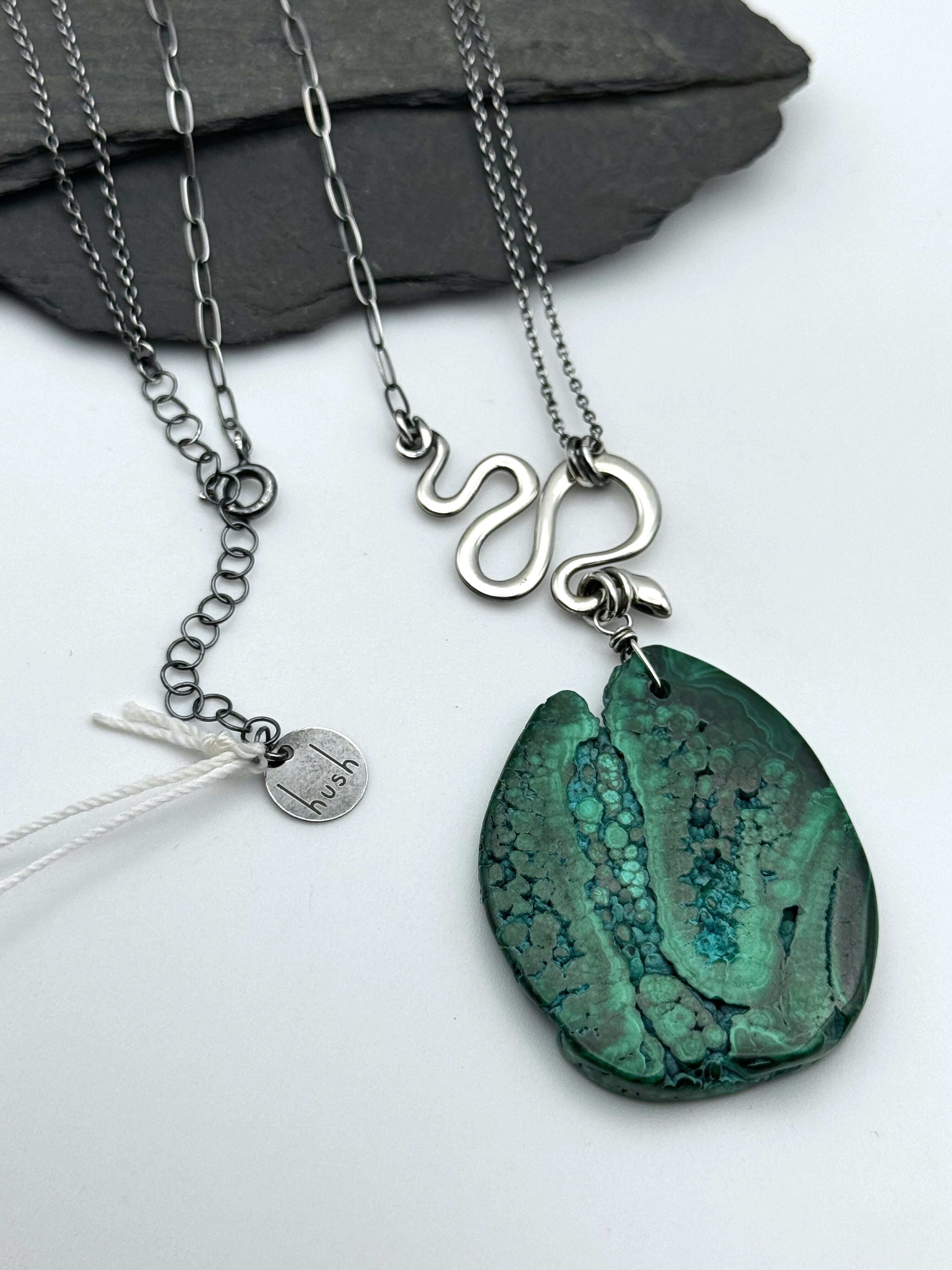 •SUEÑO• malachite + snake + silver necklace (18"-20" long)