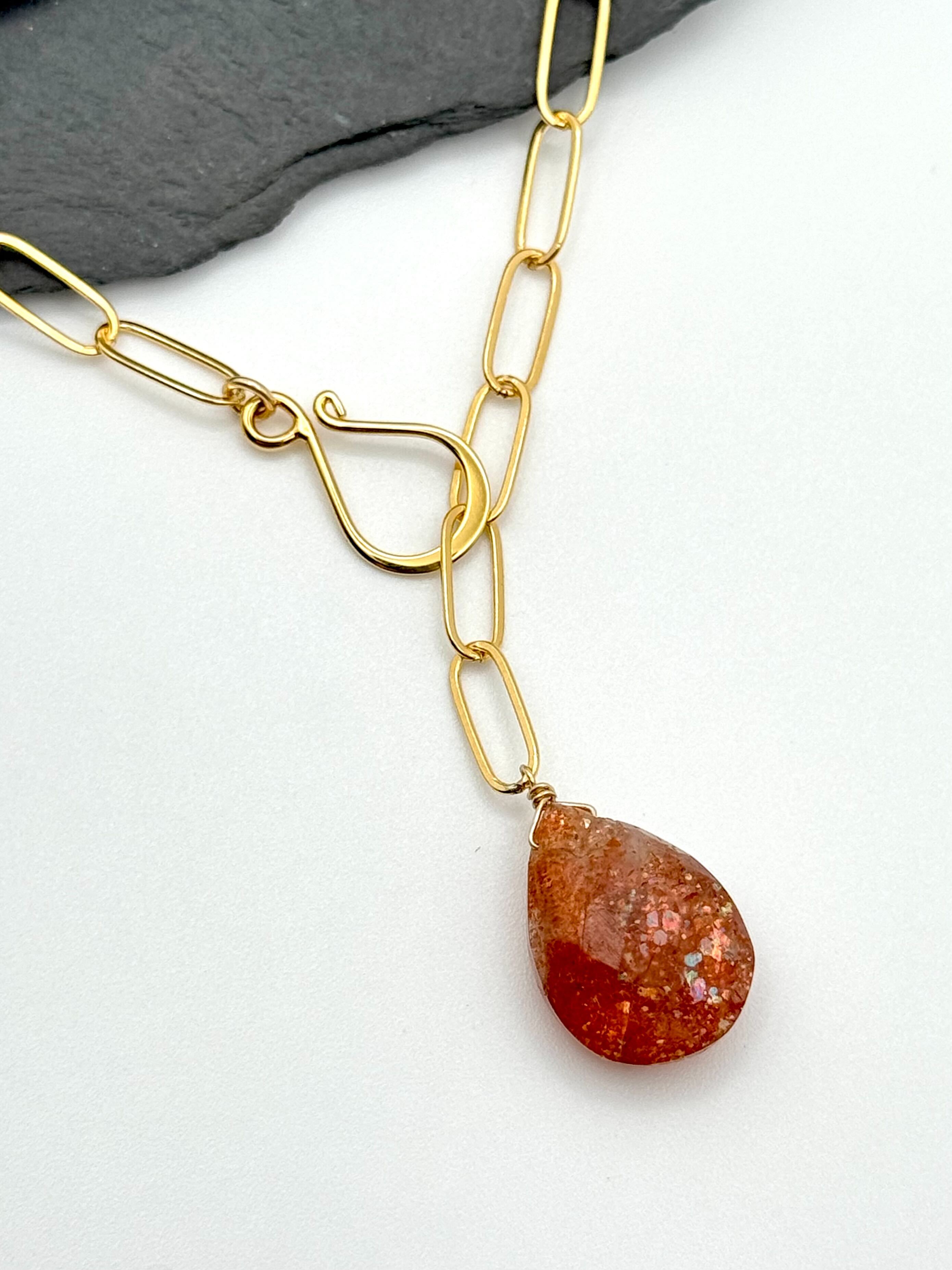 •LINKED• faceted sunstone + gold necklace (adj to 20")