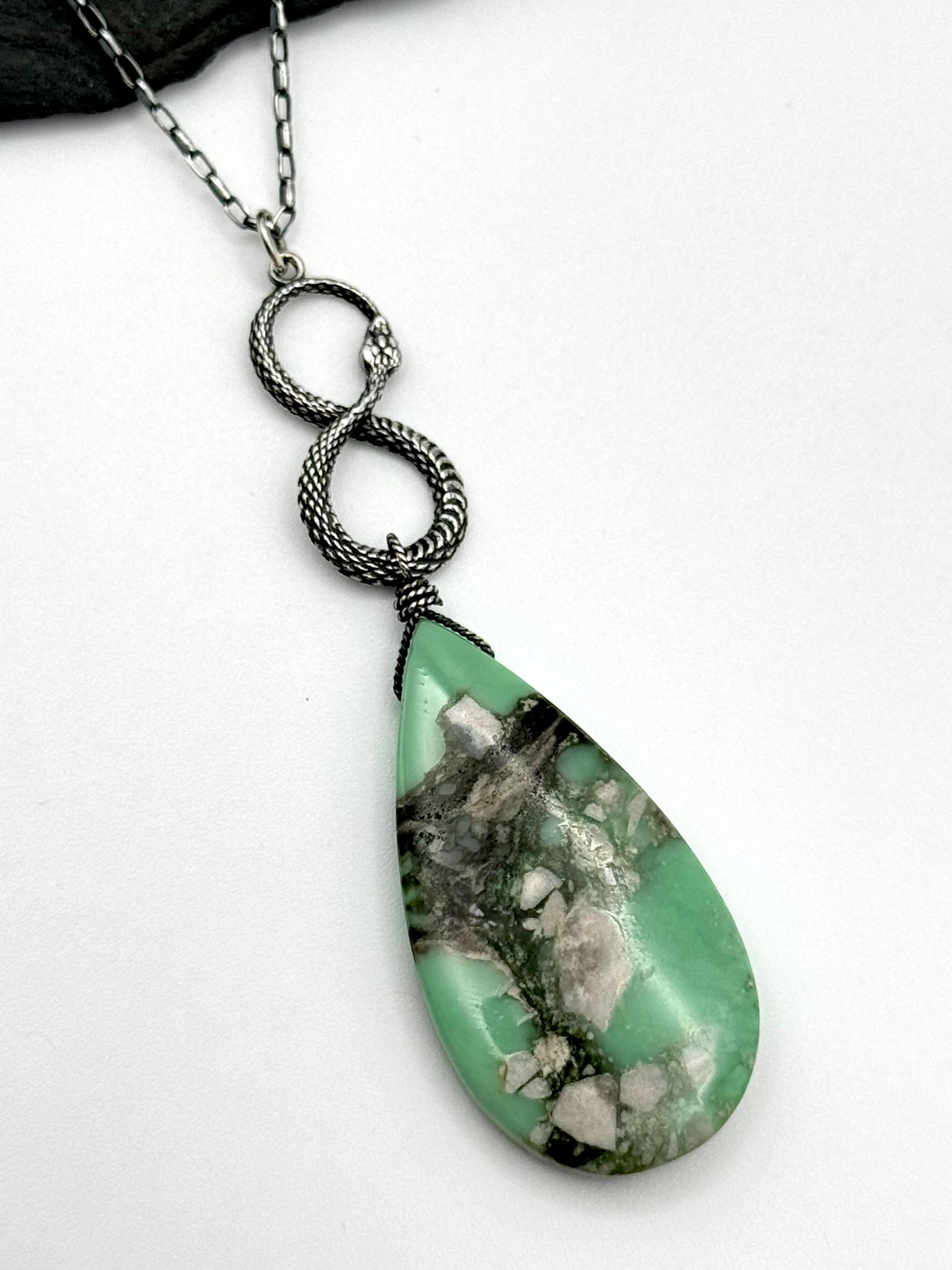 •SUEÑO• nevada variscite + infinity snake + silver necklace (18"-20" long)