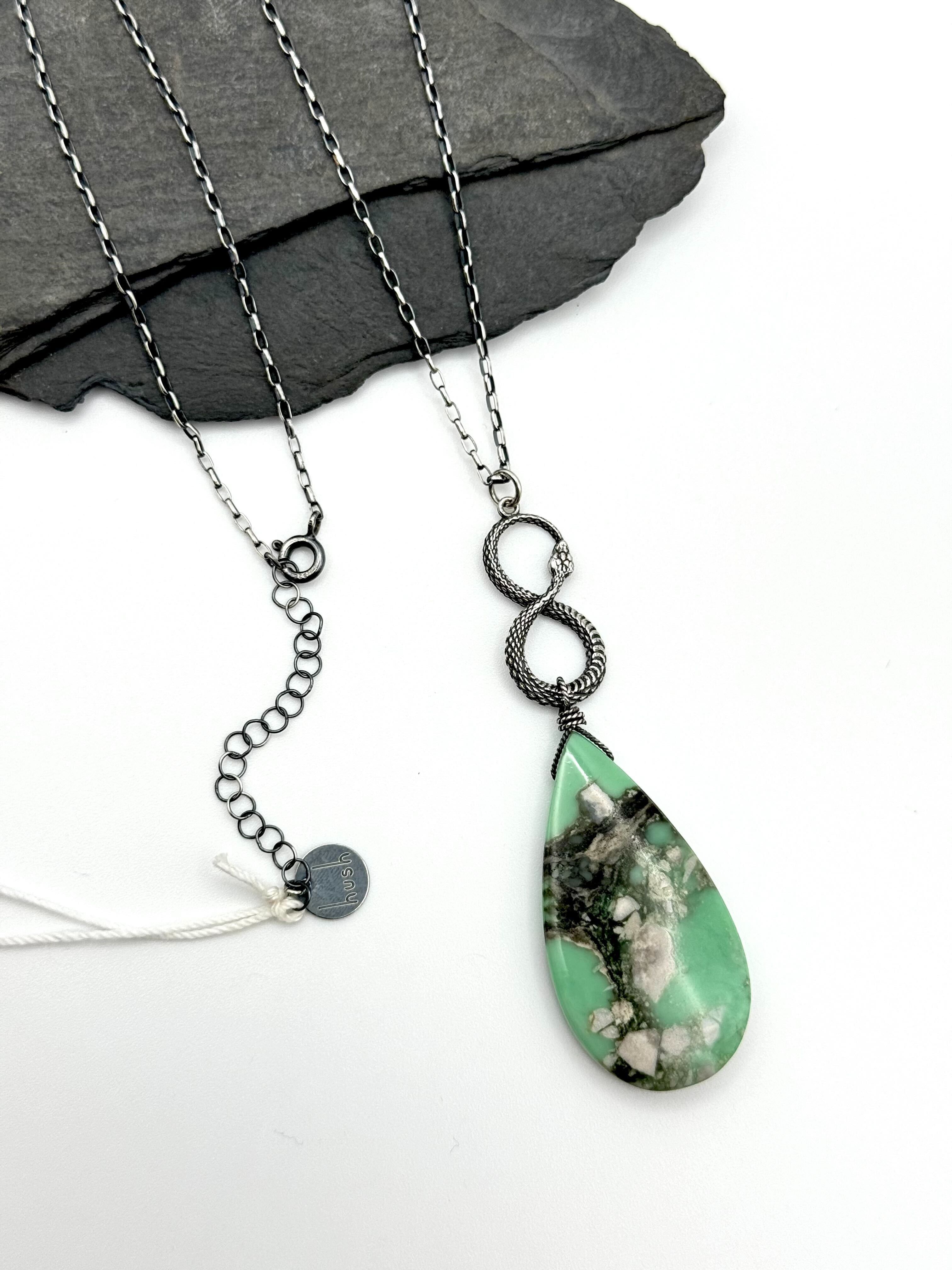 •SUEÑO• nevada variscite + infinity snake + silver necklace (18"-20" long)