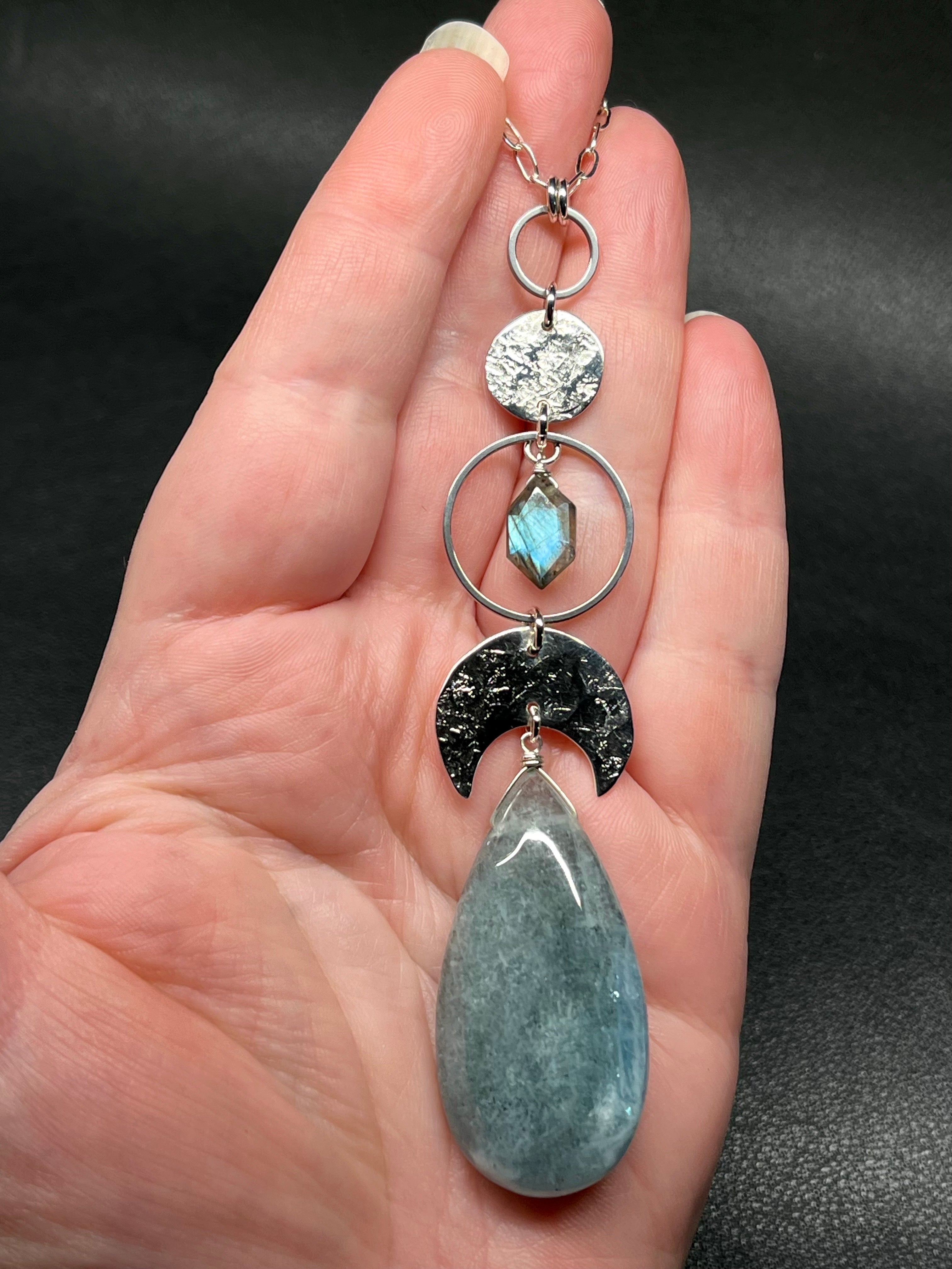 •NYX• moss aquamarine + labradorite + silver necklace (26"-28")