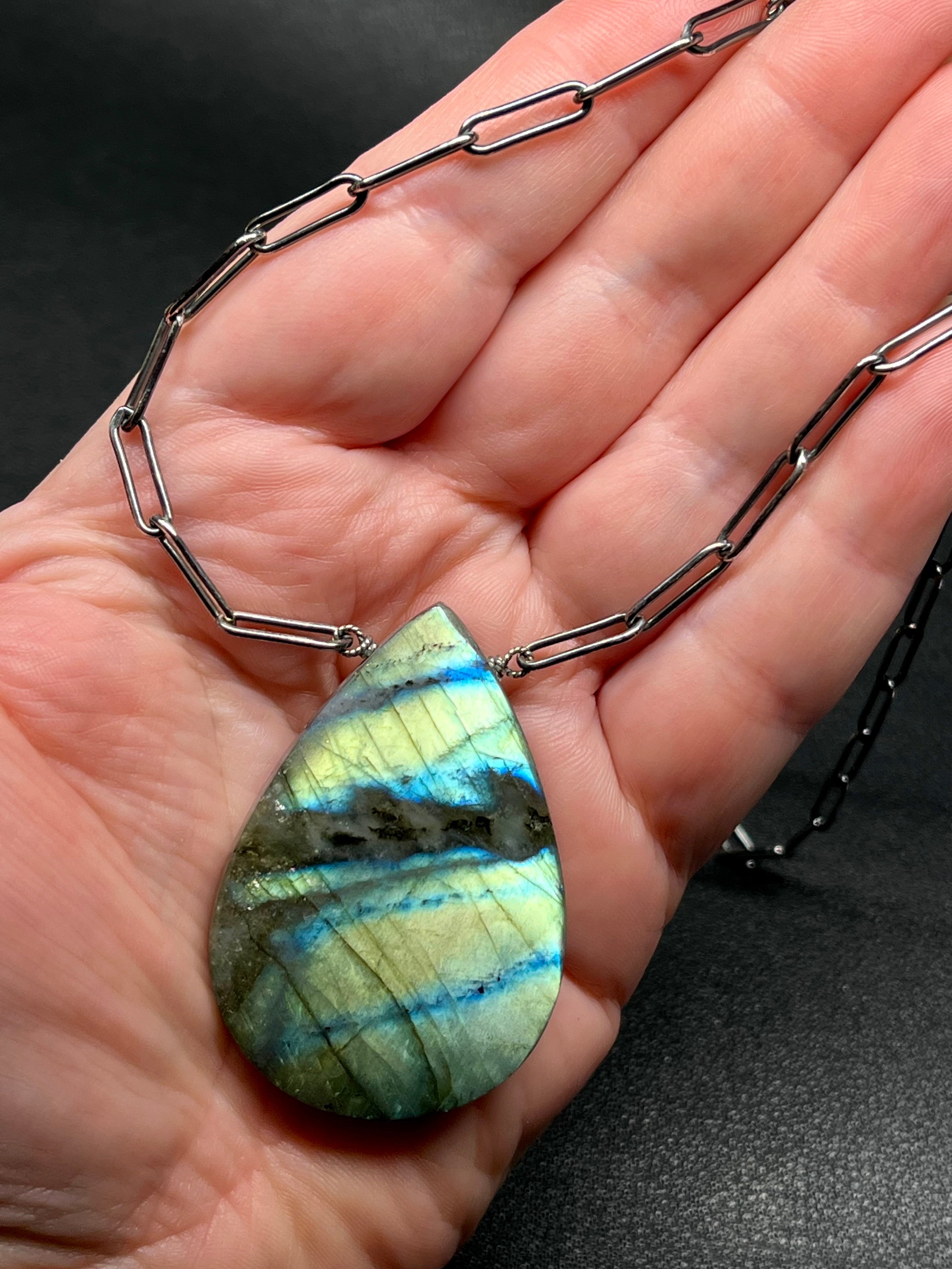 •AEON• labradorite + silver necklace (18"-20")