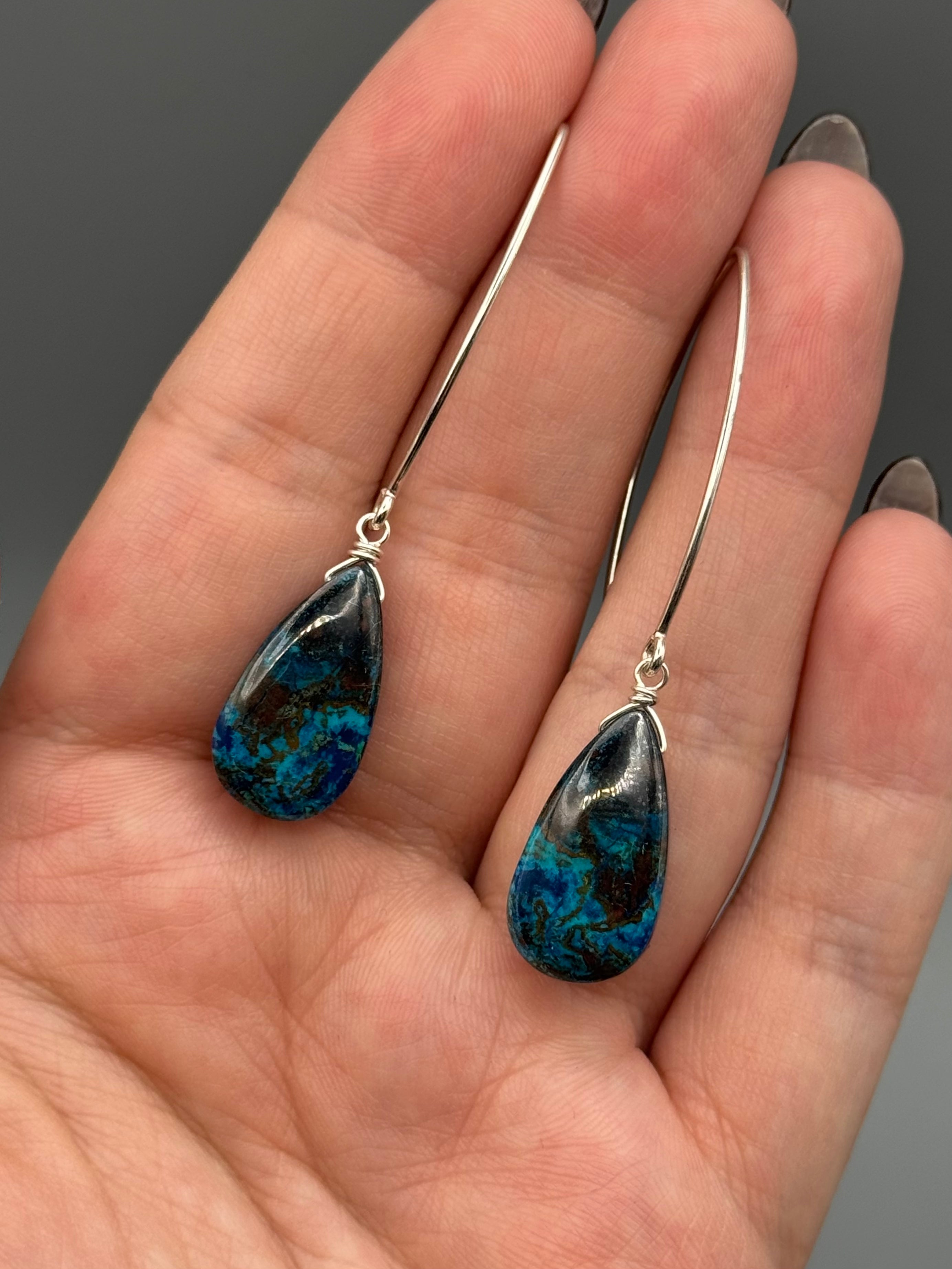 •STRAY• shattuckite tear + silver earrings