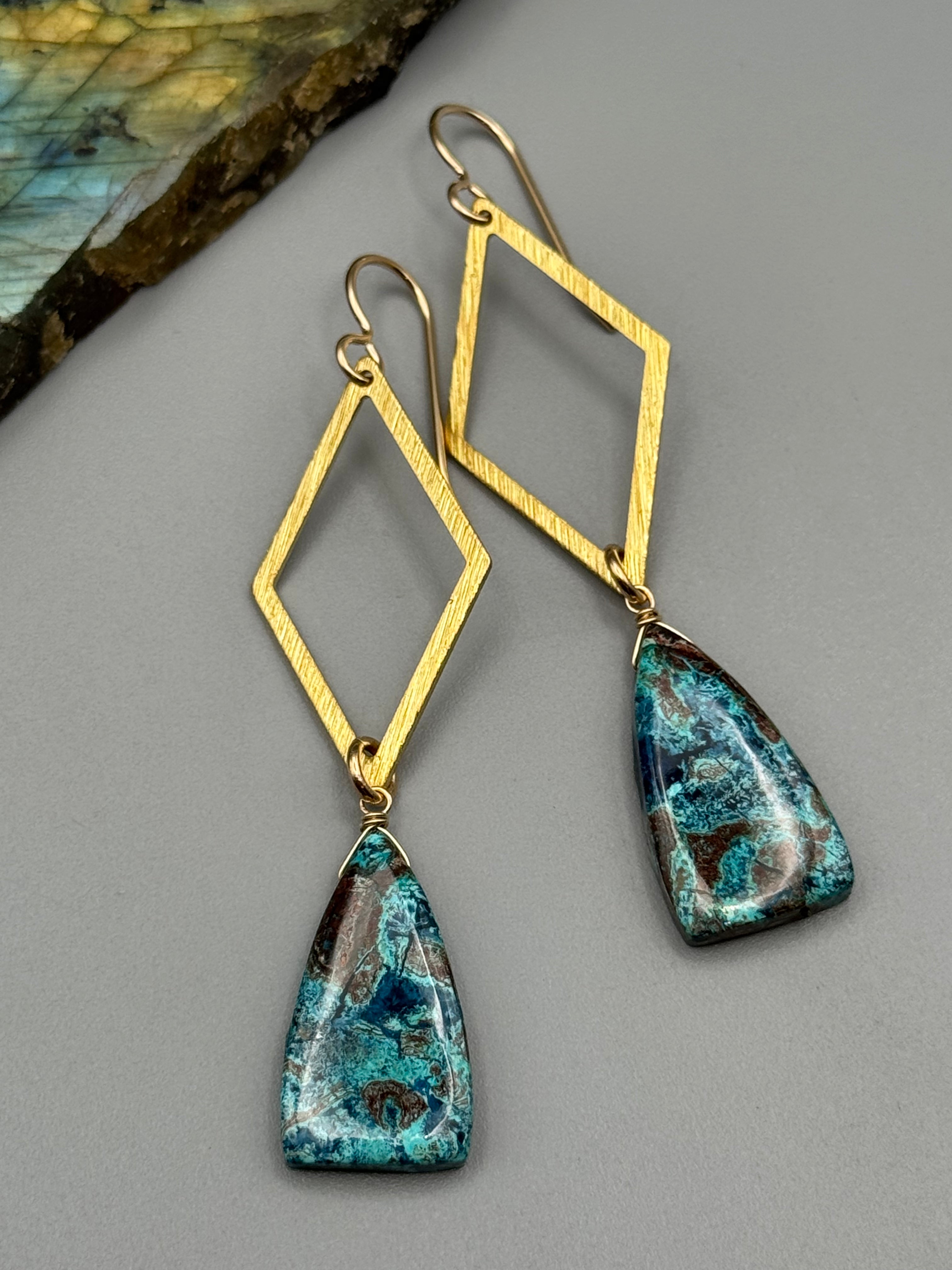 •HEXED• shattuckite + gold earrings