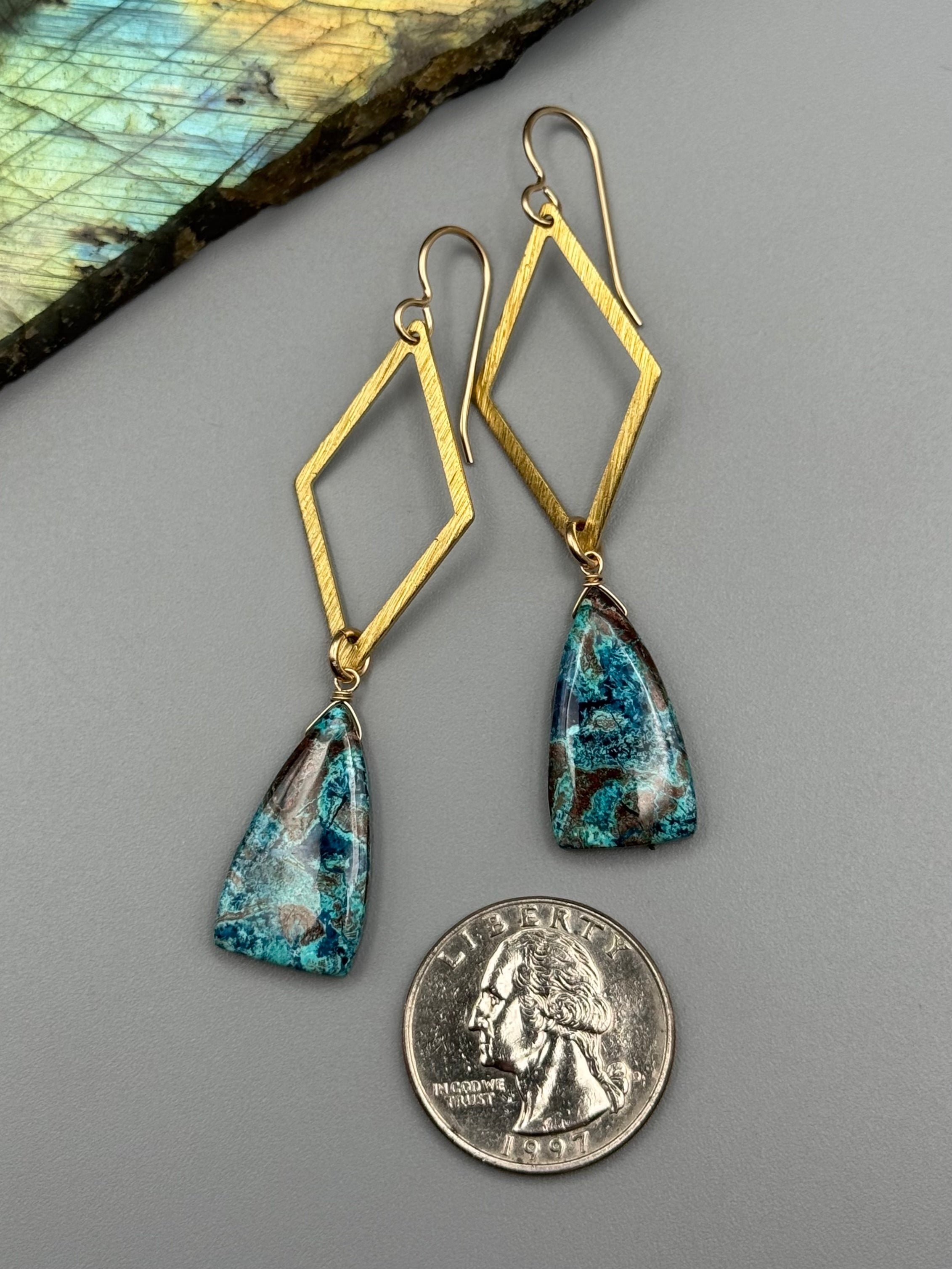 •HEXED• shattuckite + gold earrings