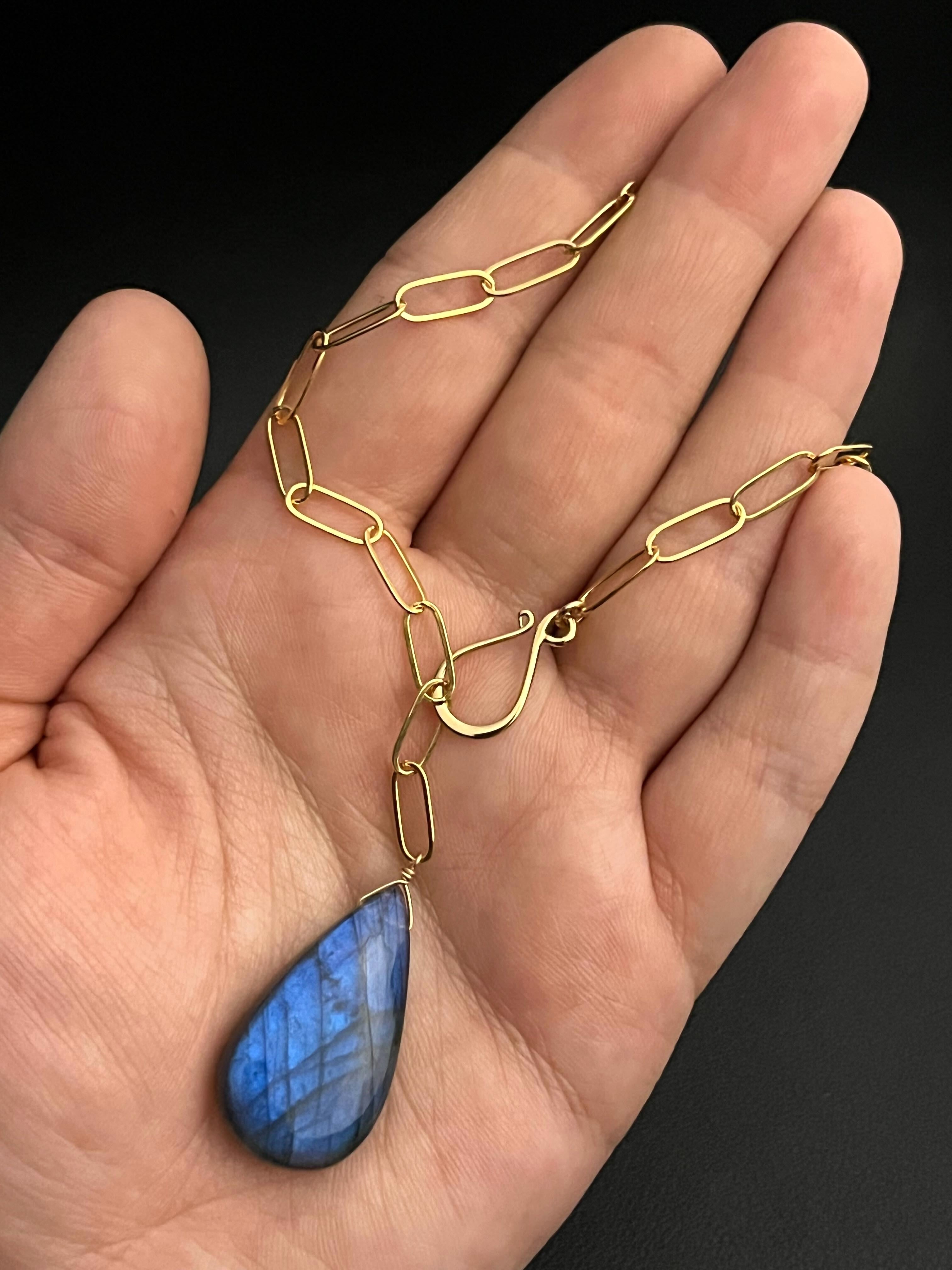 •LINKED• labradorite + gold necklace (19")