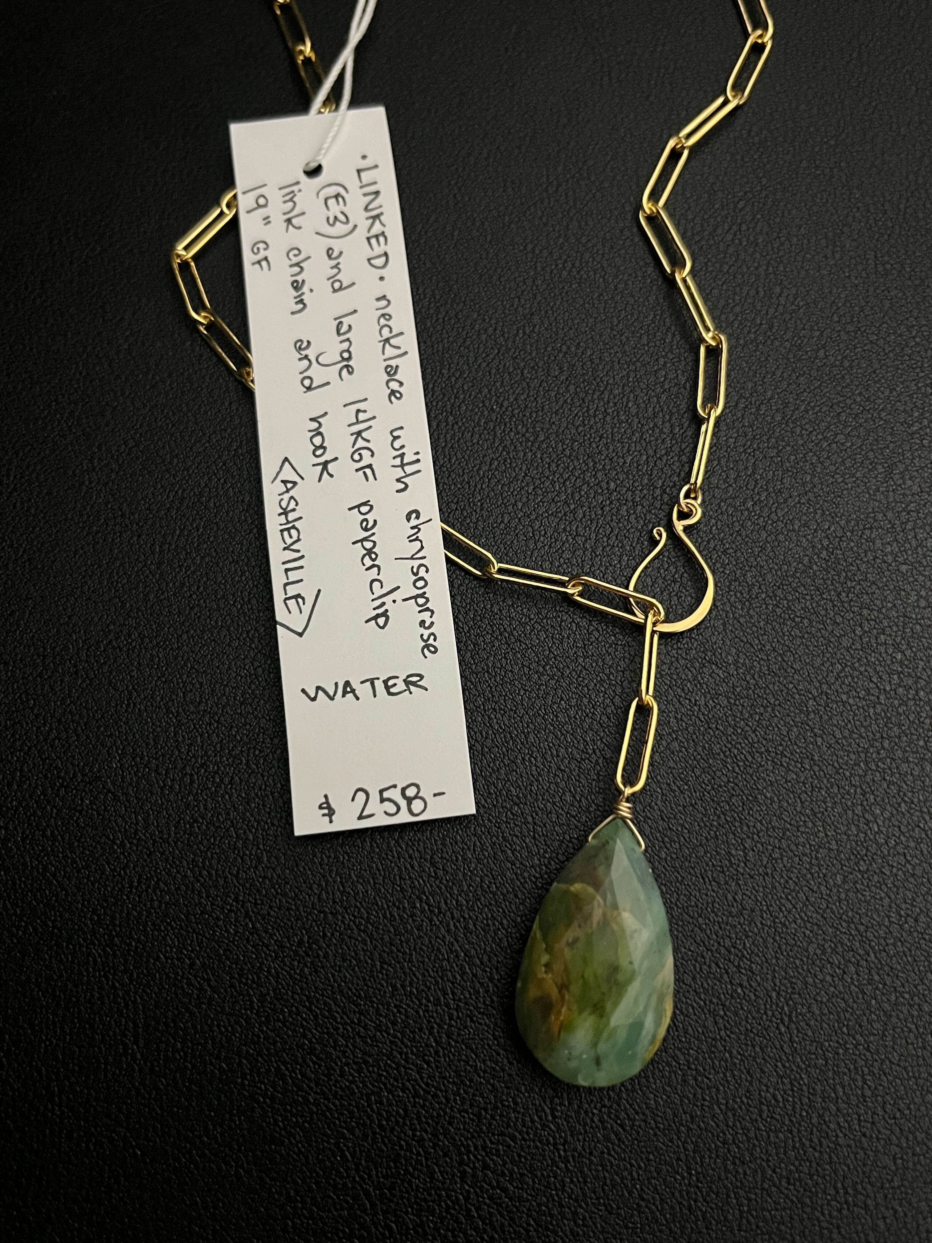 •LINKED• chrysoprase + gold necklace (19")