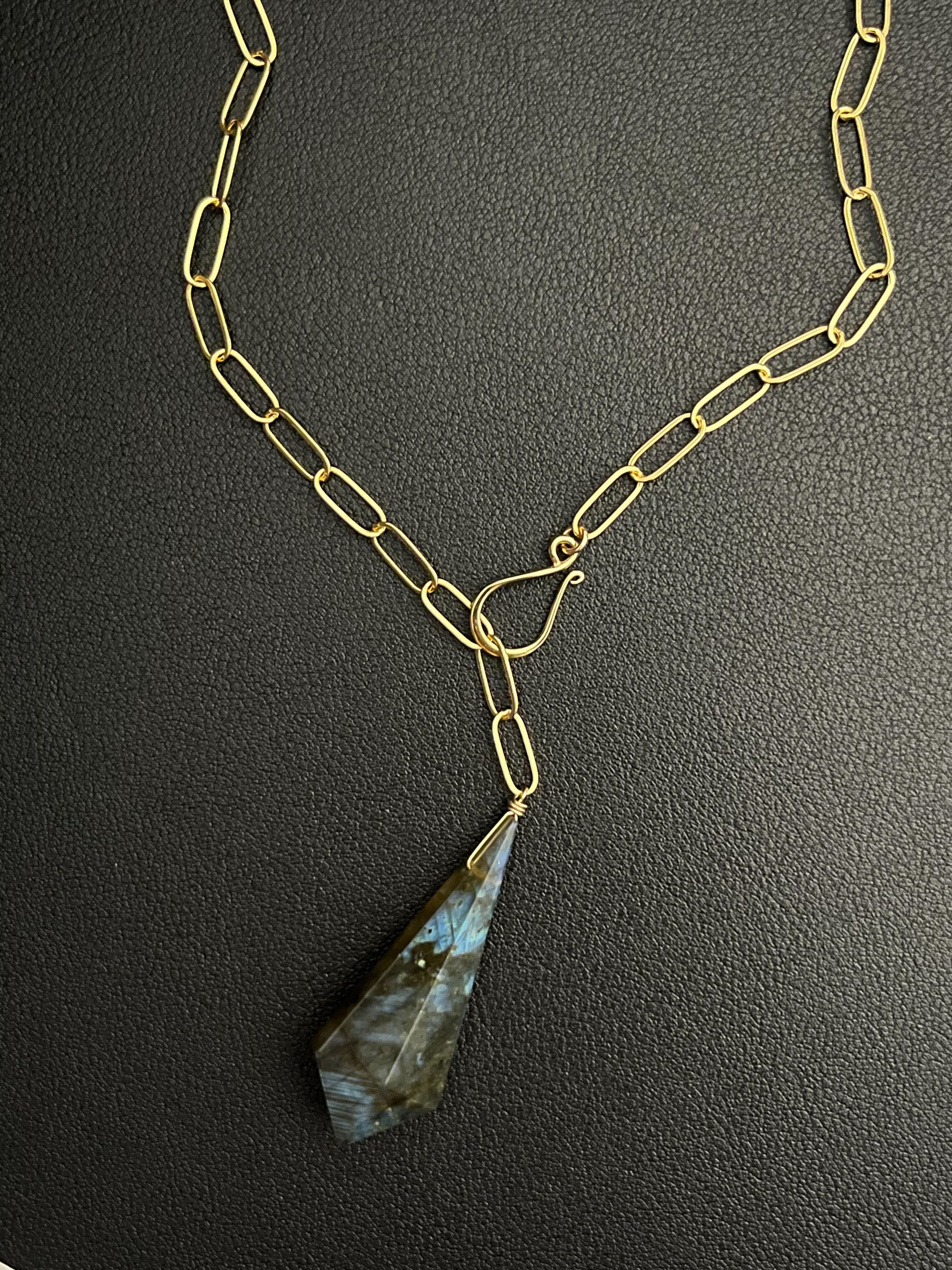 •LINKED• labradorite kite + gold necklace (19")