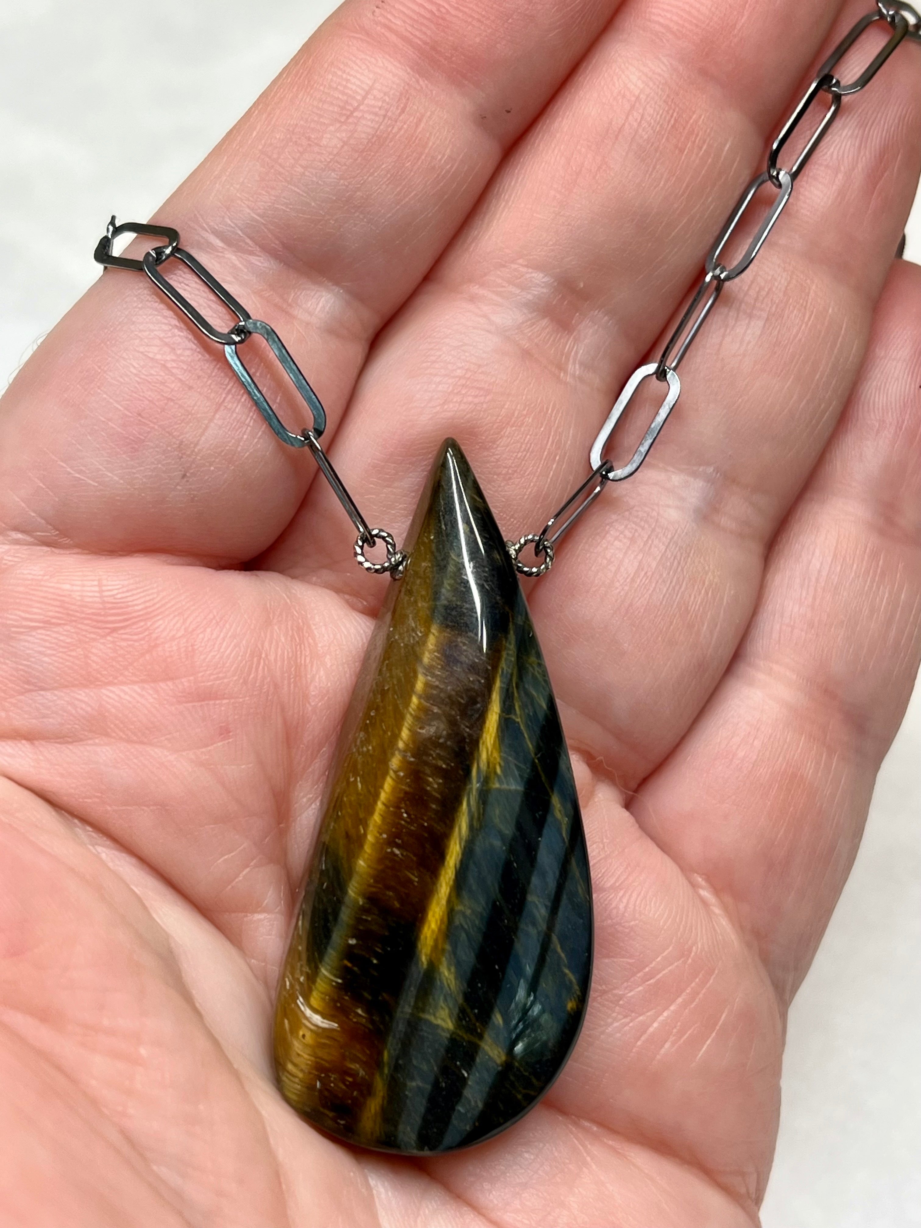 •AEON• falcon's eye + silver necklace (18"-20")