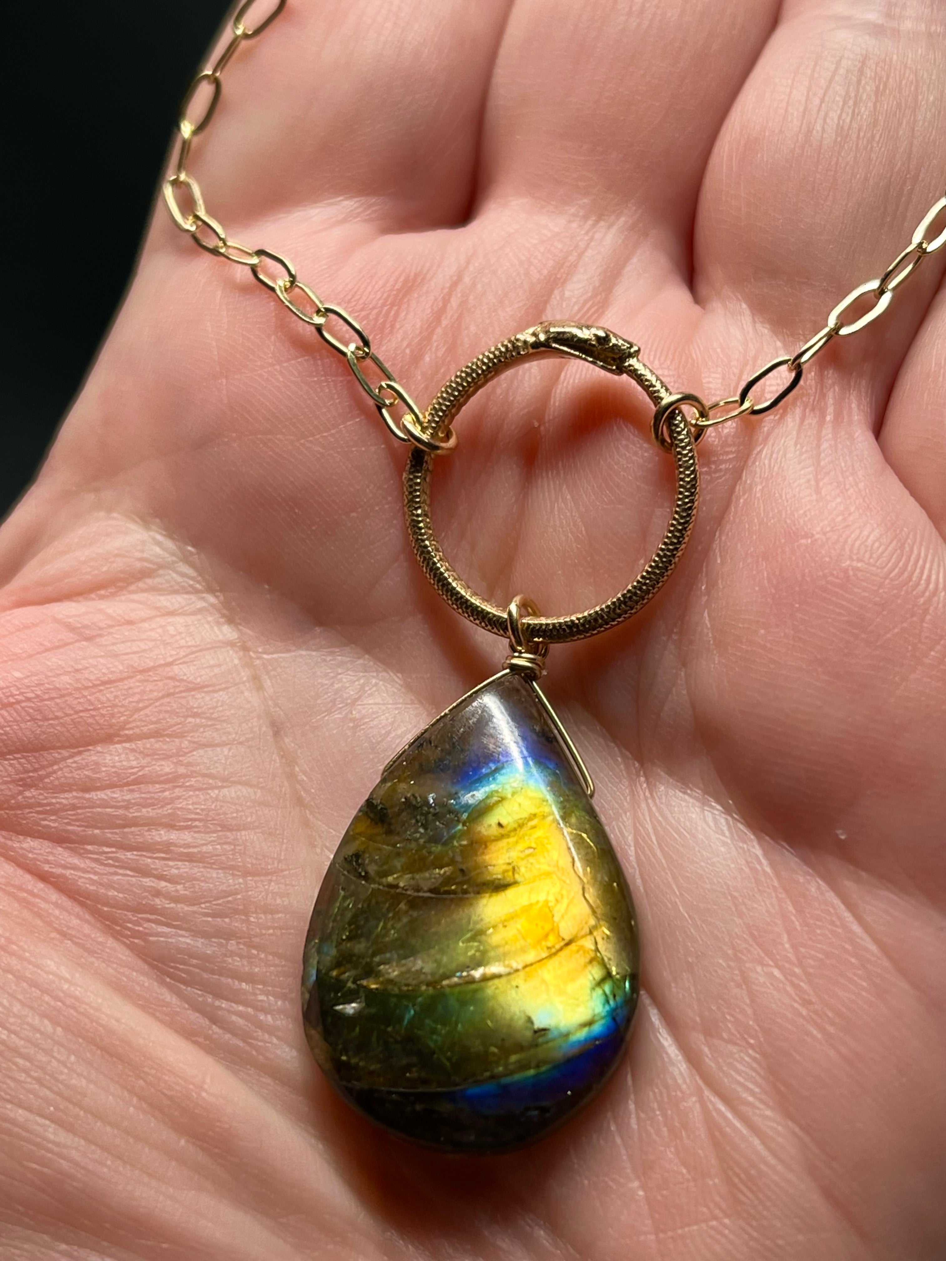 •SUEÑO• labradorite + ouroboros + gold necklace (18"-20" long)