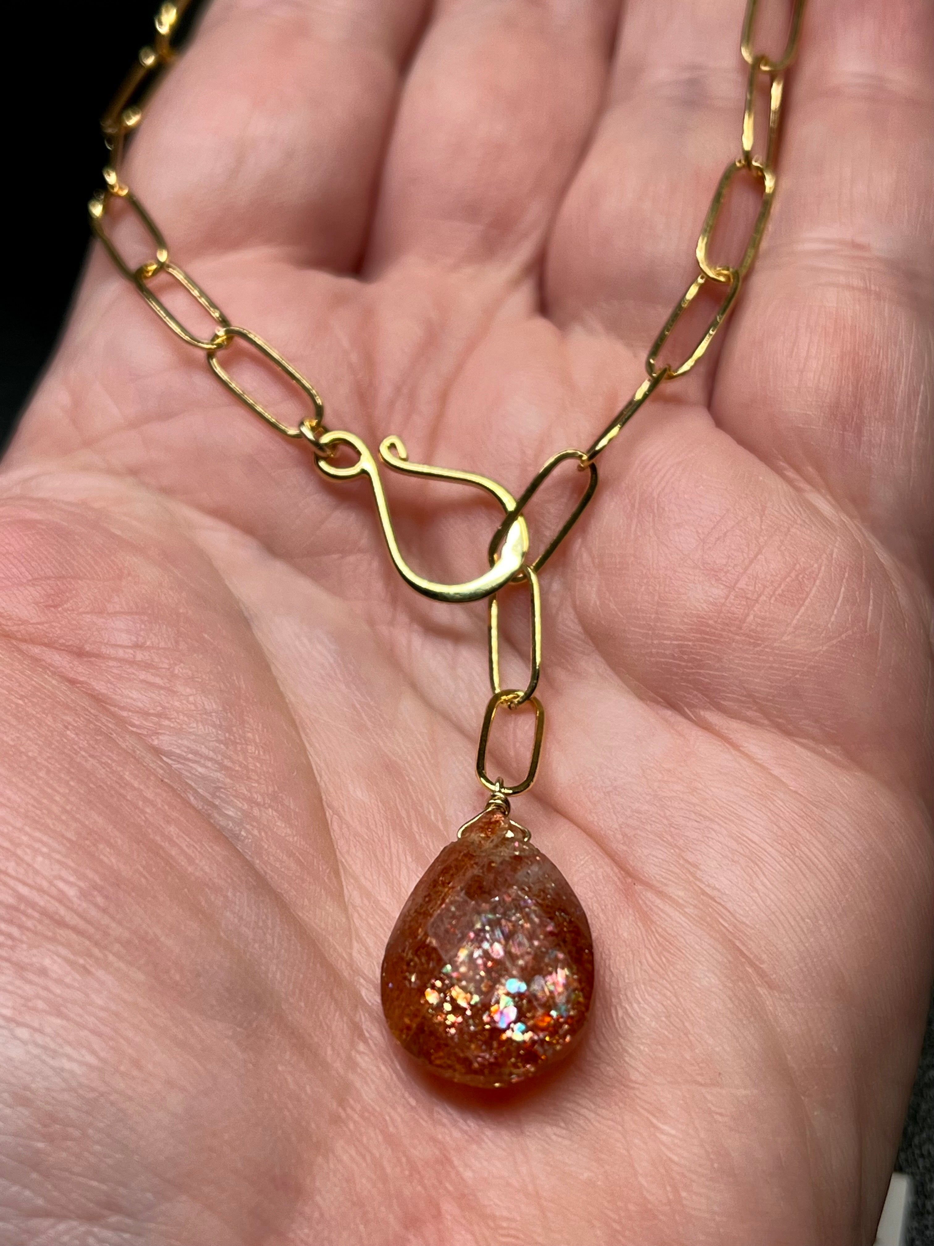 •LINKED• faceted sunstone + gold necklace (adj to 20")