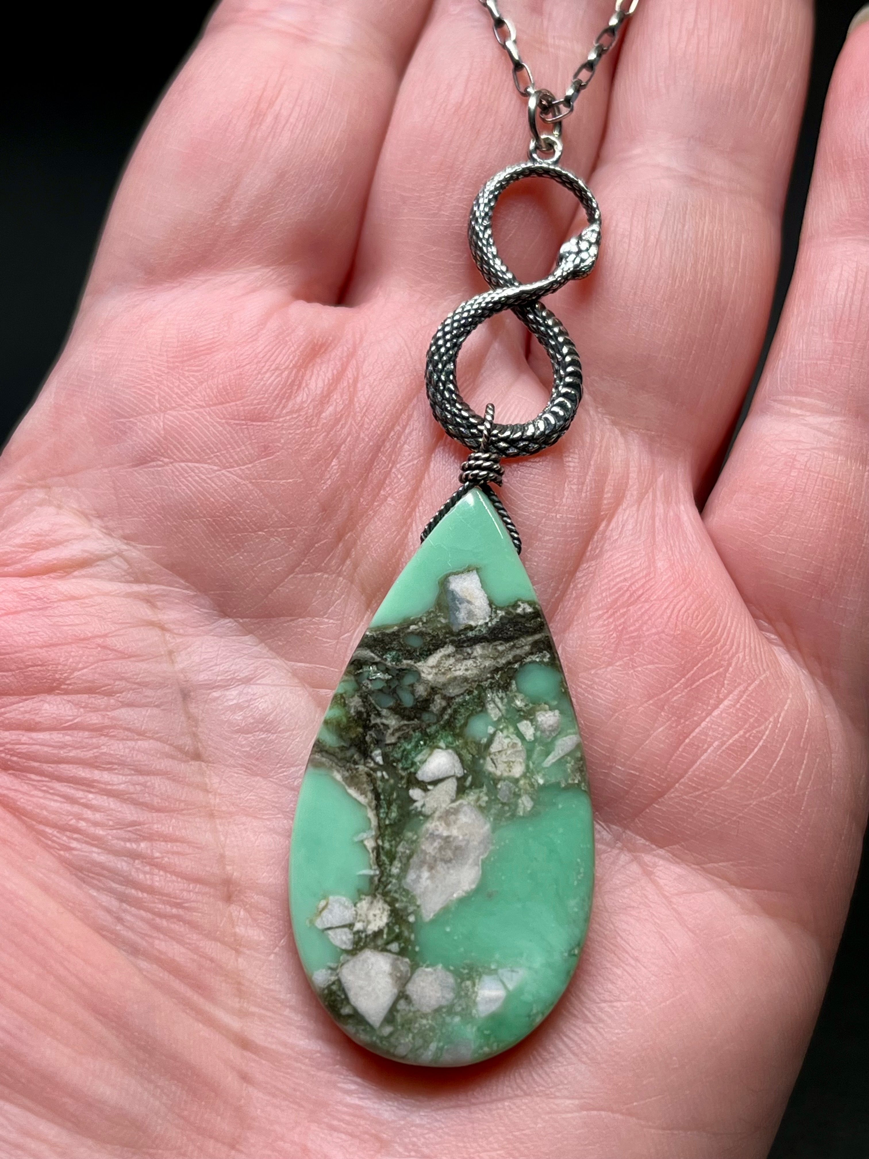 •SUEÑO• nevada variscite + infinity snake + silver necklace (18"-20" long)