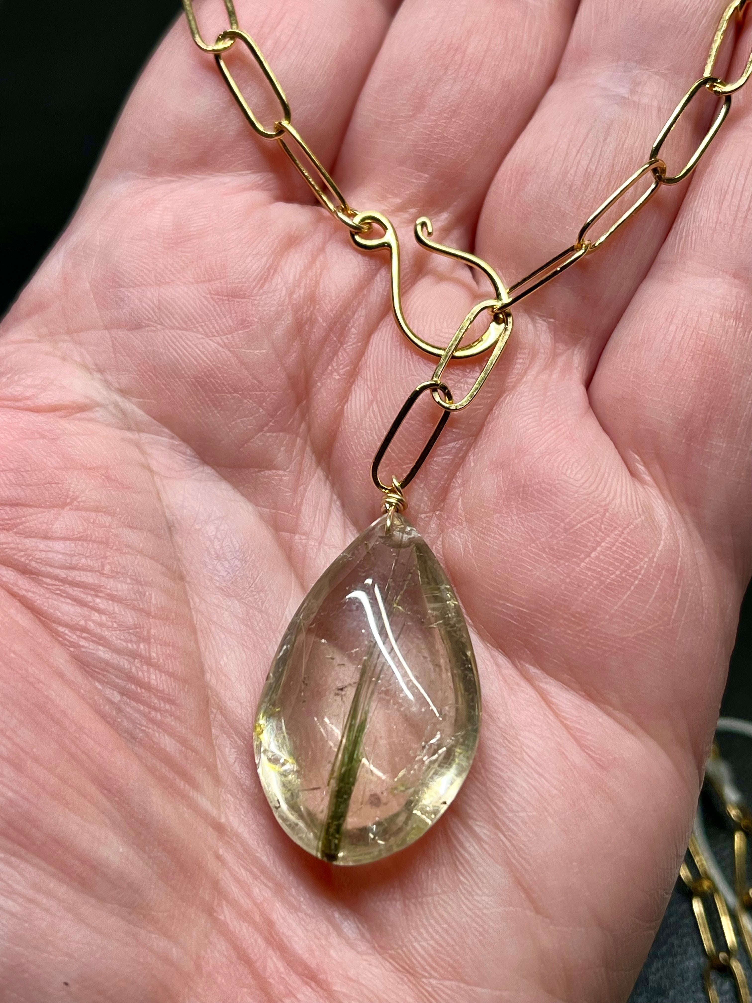 •LINKED• green tourmalinated quartz + gold necklace (adj to 20")