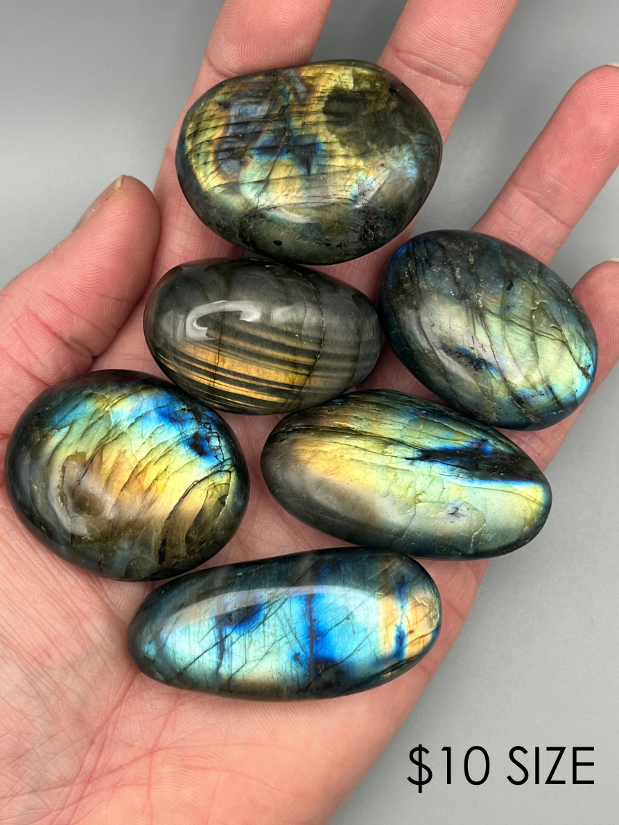 •LABRADORITE• pebble