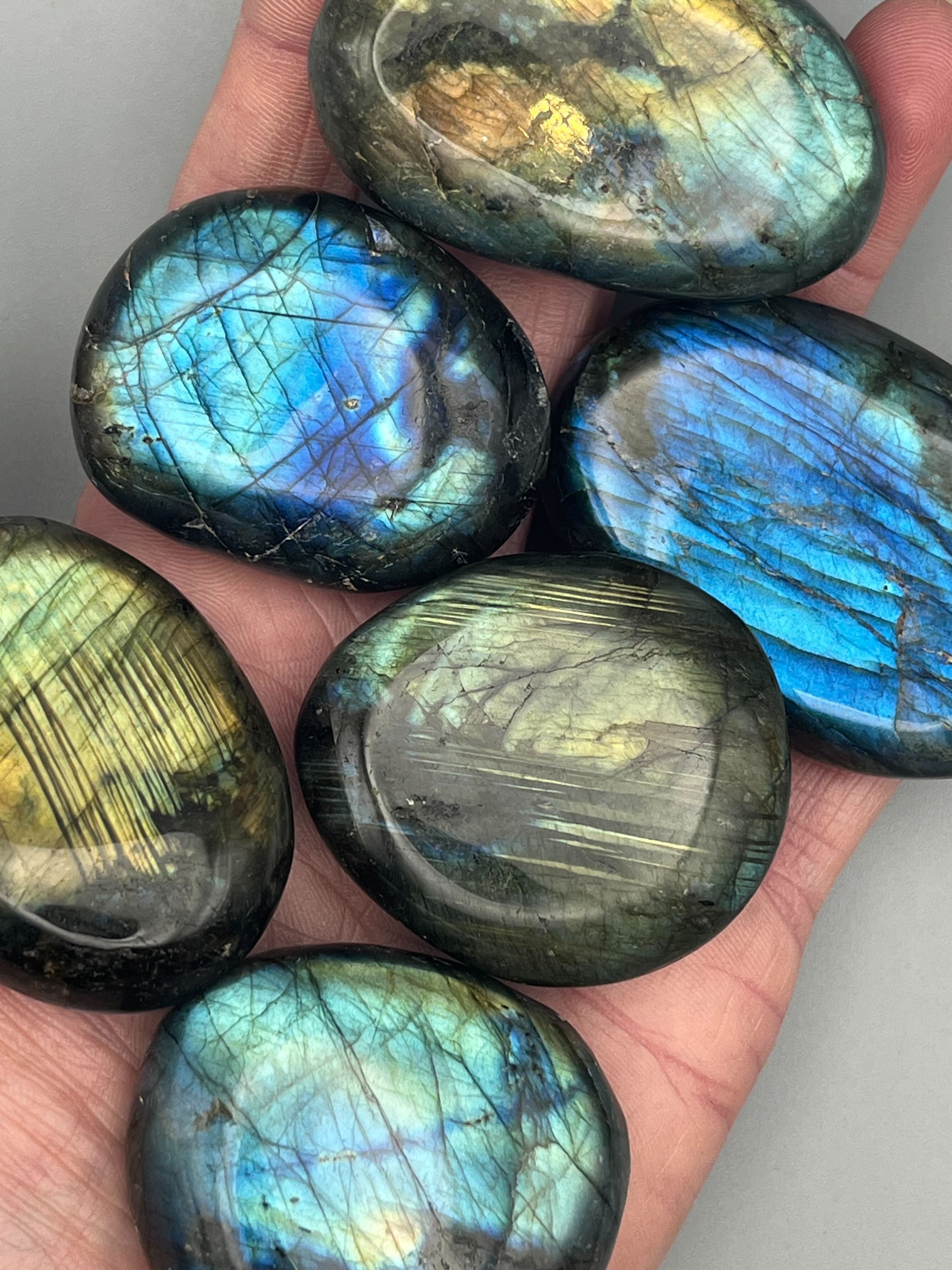 •LABRADORITE• pebble