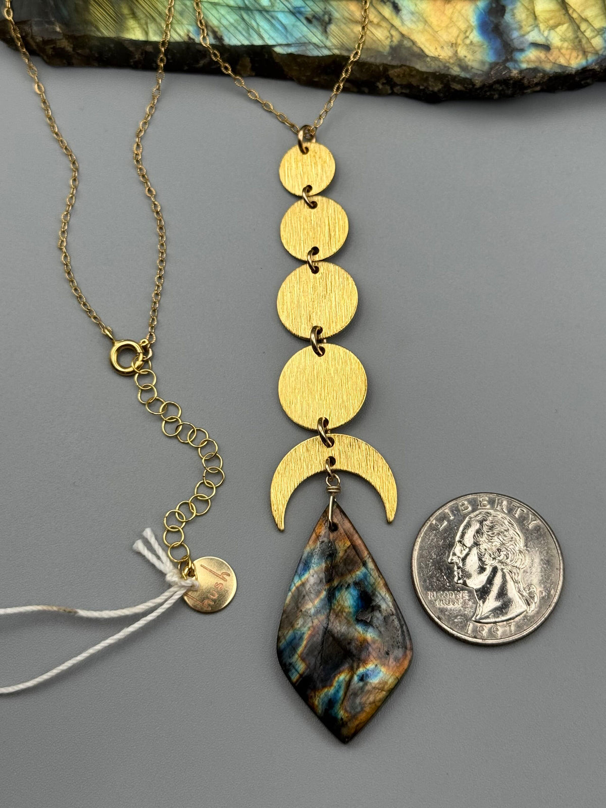 •NYX• fiery labradorite kite + gold necklace (26"-28" long)