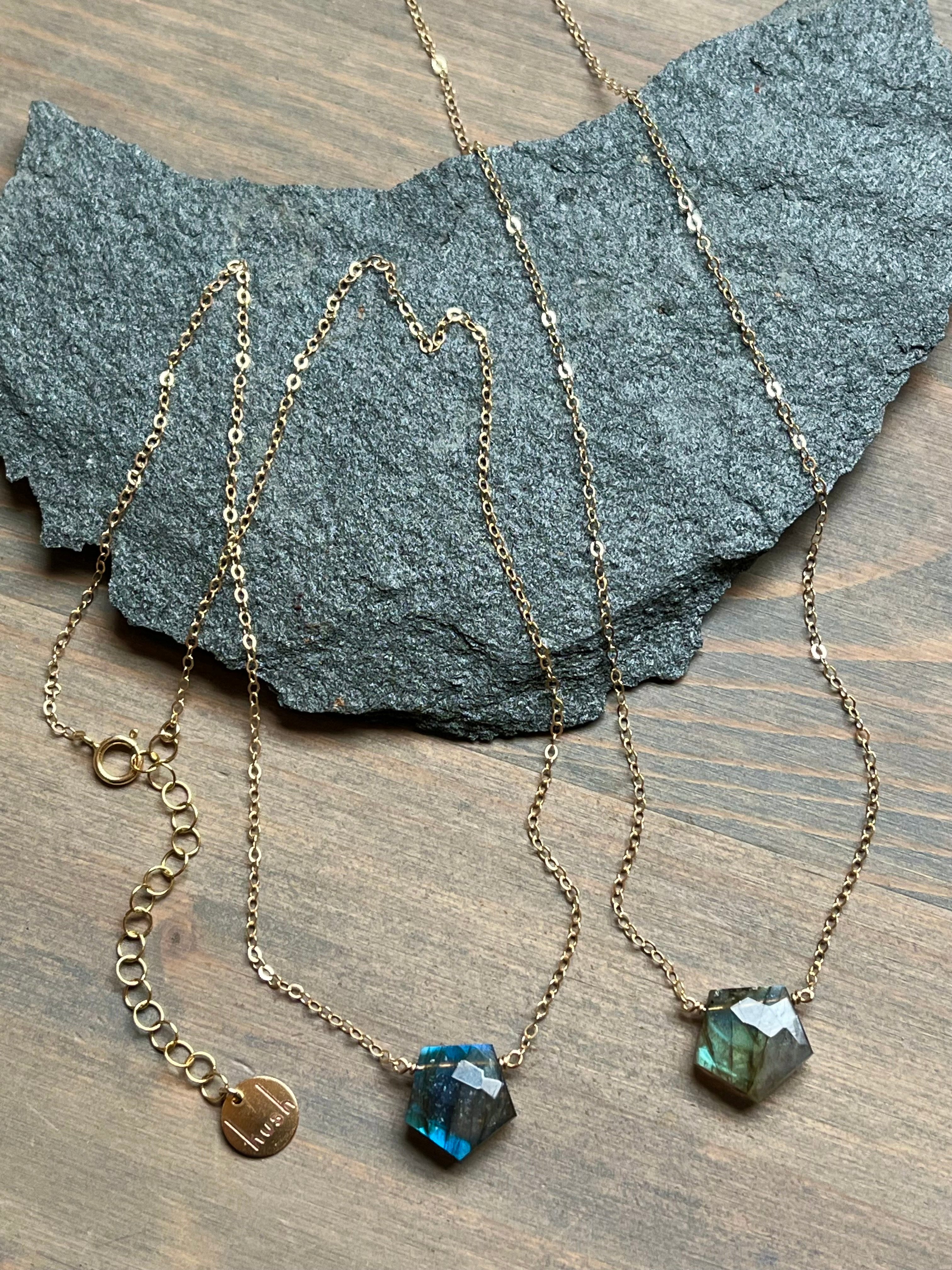 •STRAY• labradorite pentagon + gold necklace