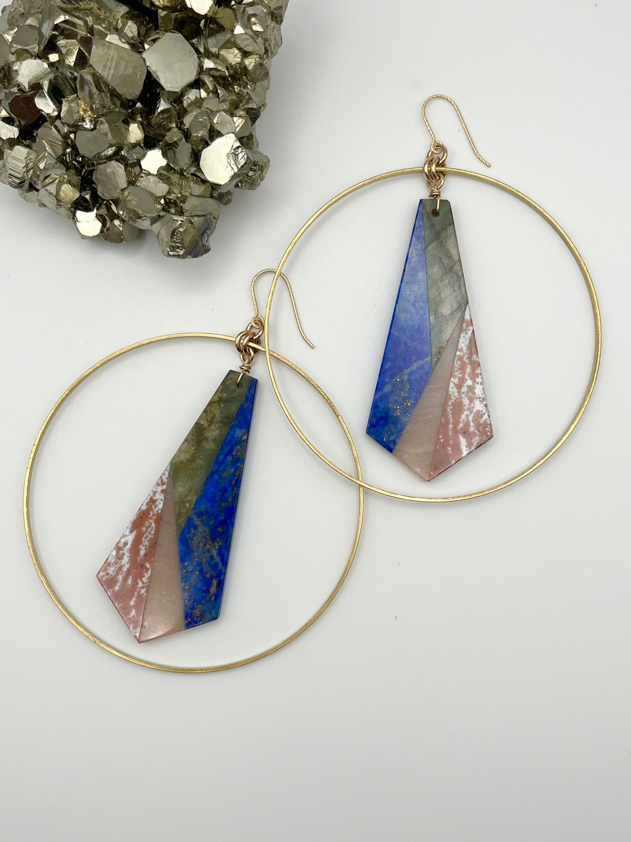 •PENDULUM• intarsia + gold earrings