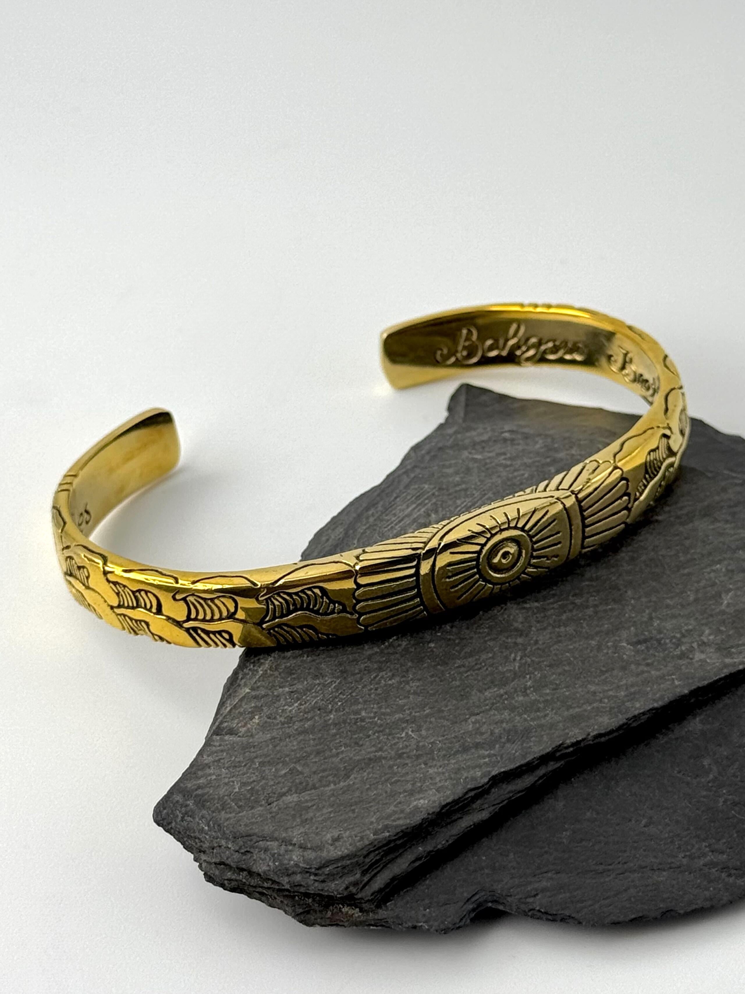 •LIGHT WAVES• unisex brass cuff