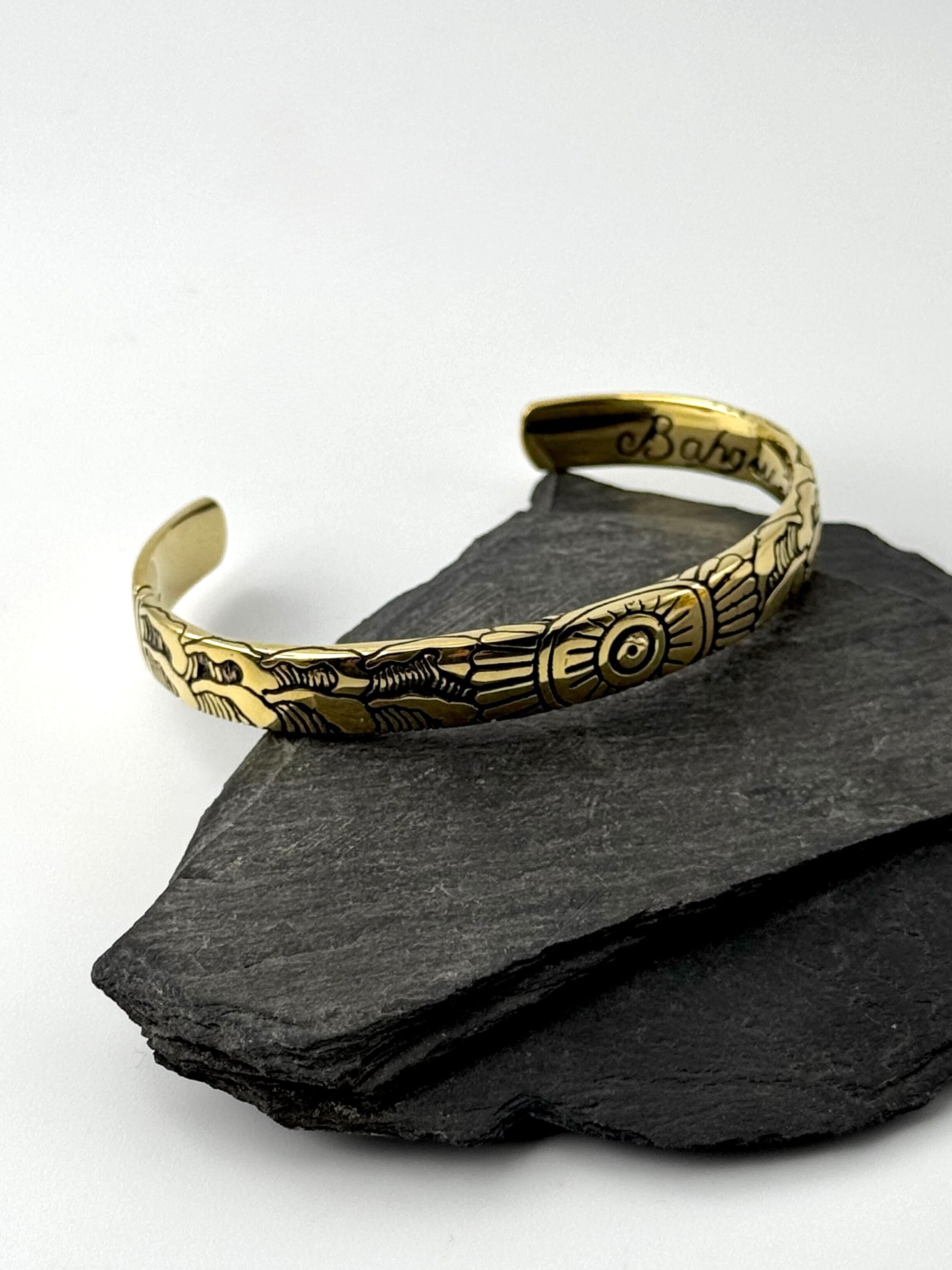 •LIGHT WAVES• unisex brass cuff