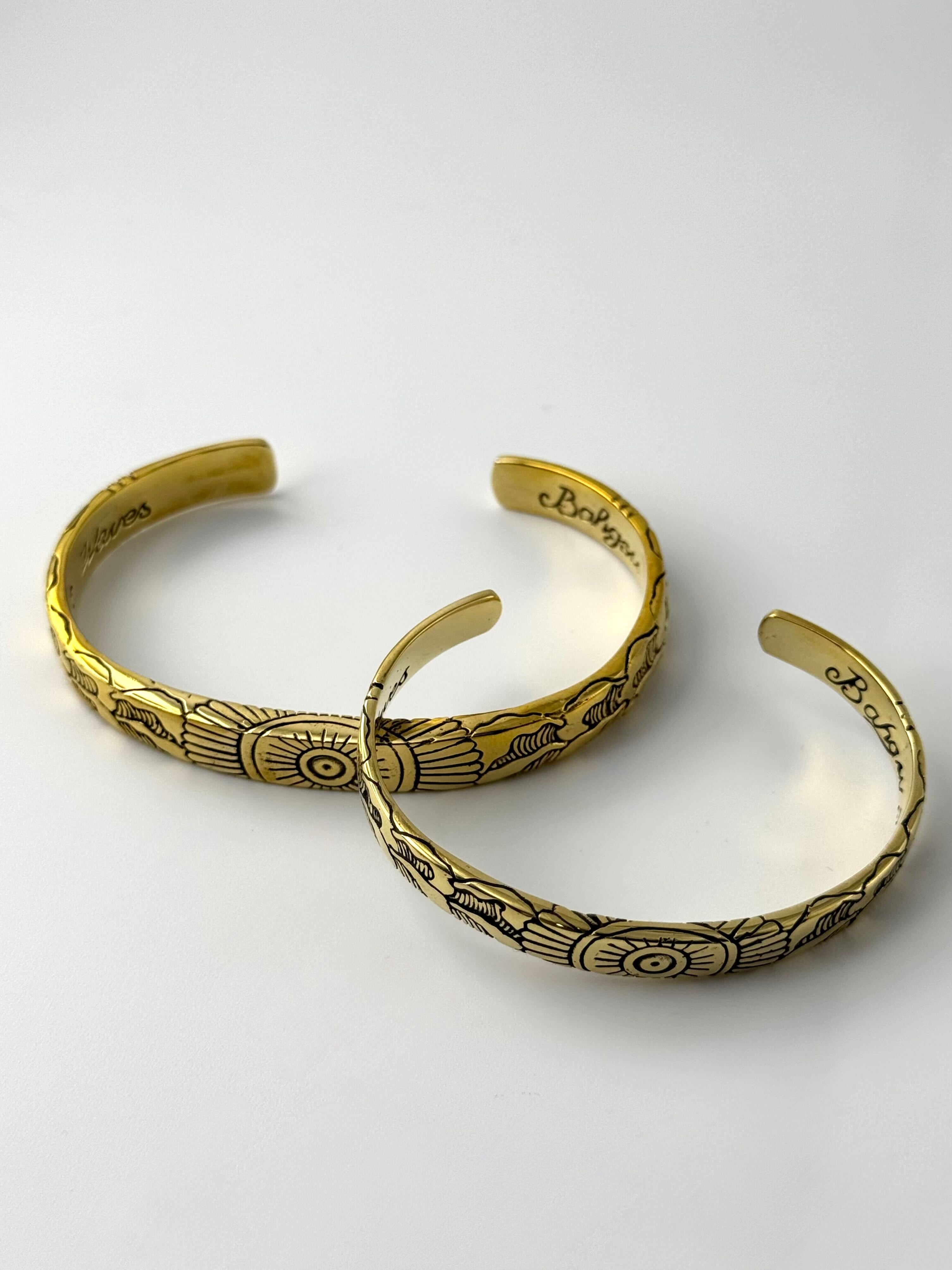 •LIGHT WAVES• unisex brass cuff