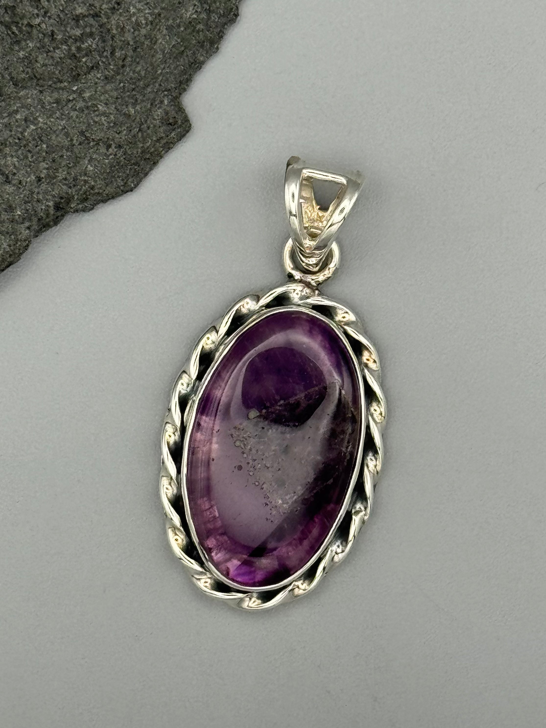 •TRAPICHE AMETHYST - TWISTED• sterling silver pendant