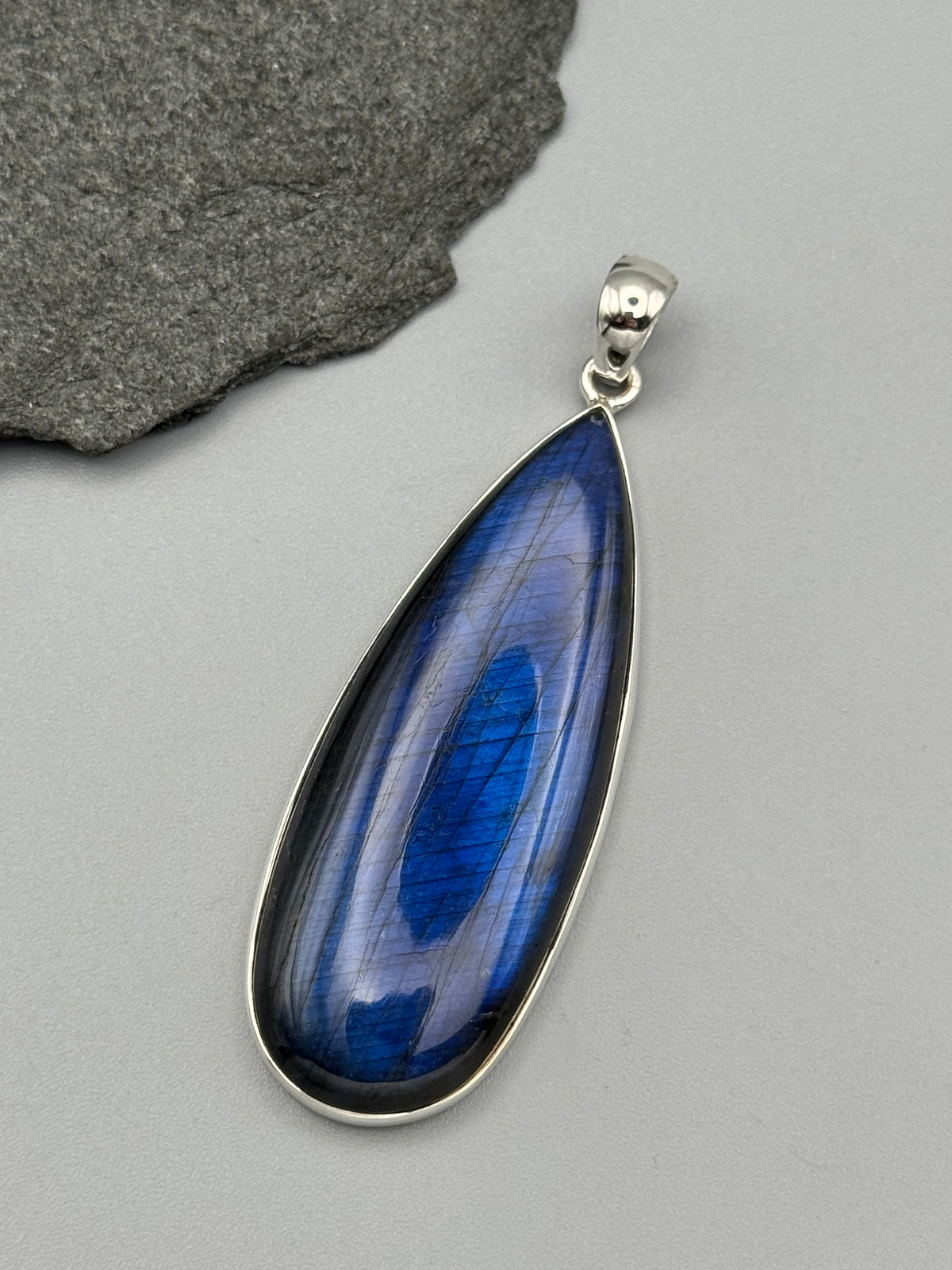 •LABRADORITE - LARGE TEAR 1• sterling silver pendant