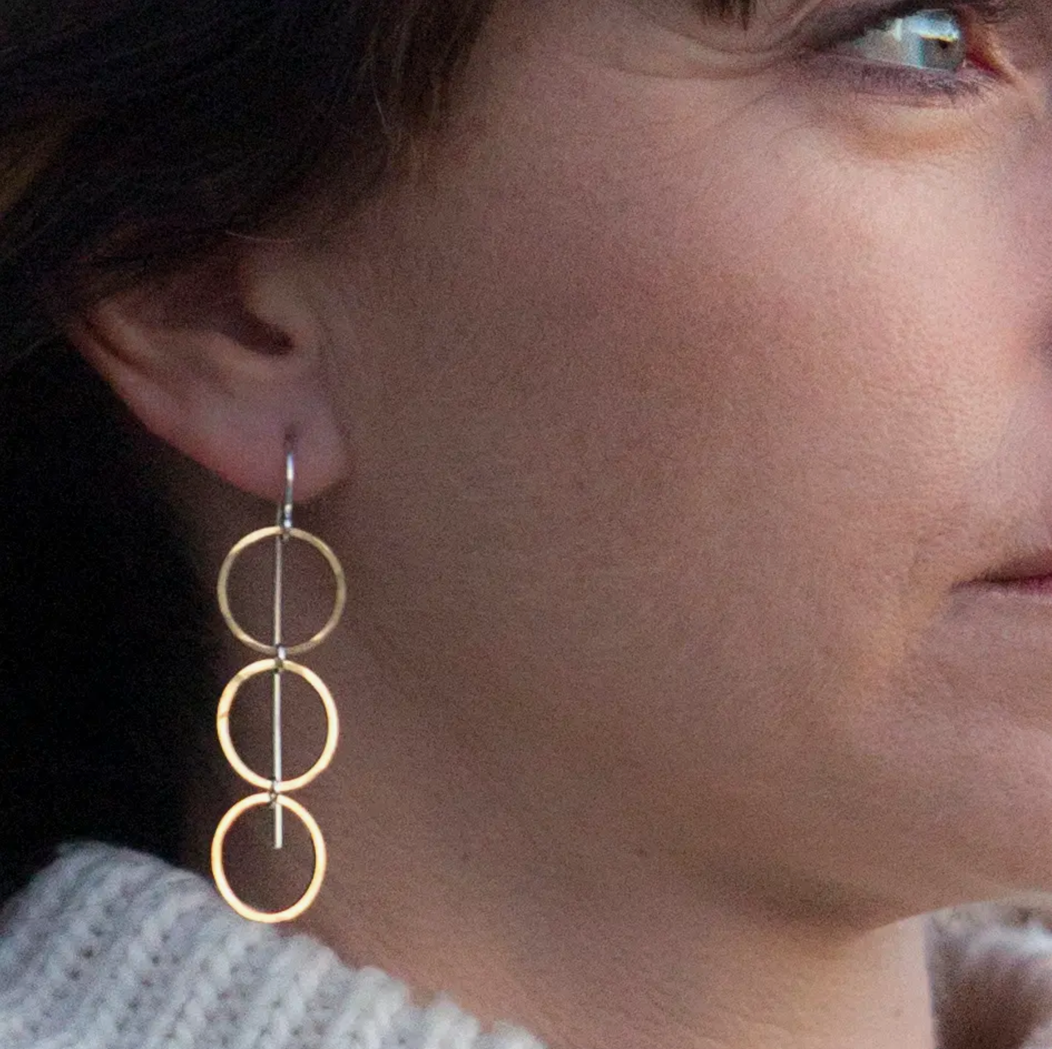•TRIPLE HOOP THREADER• mixed metal dangle earrings
