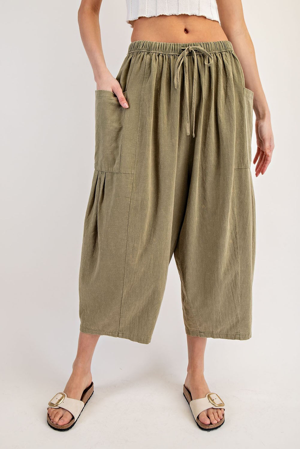 •NORA• side pocket cropped pants